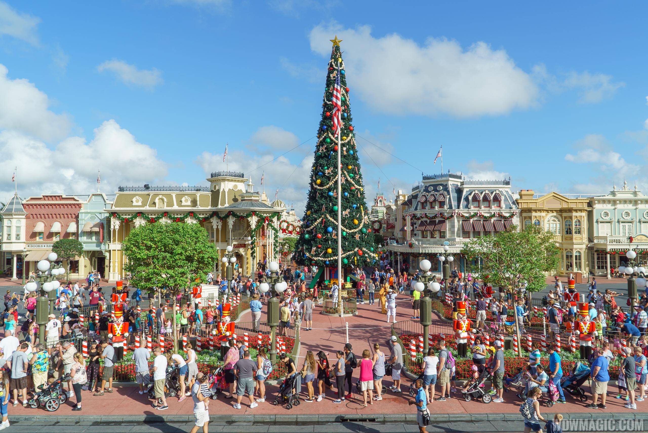 Holidays decorations at the Magic Kingdom 2015
