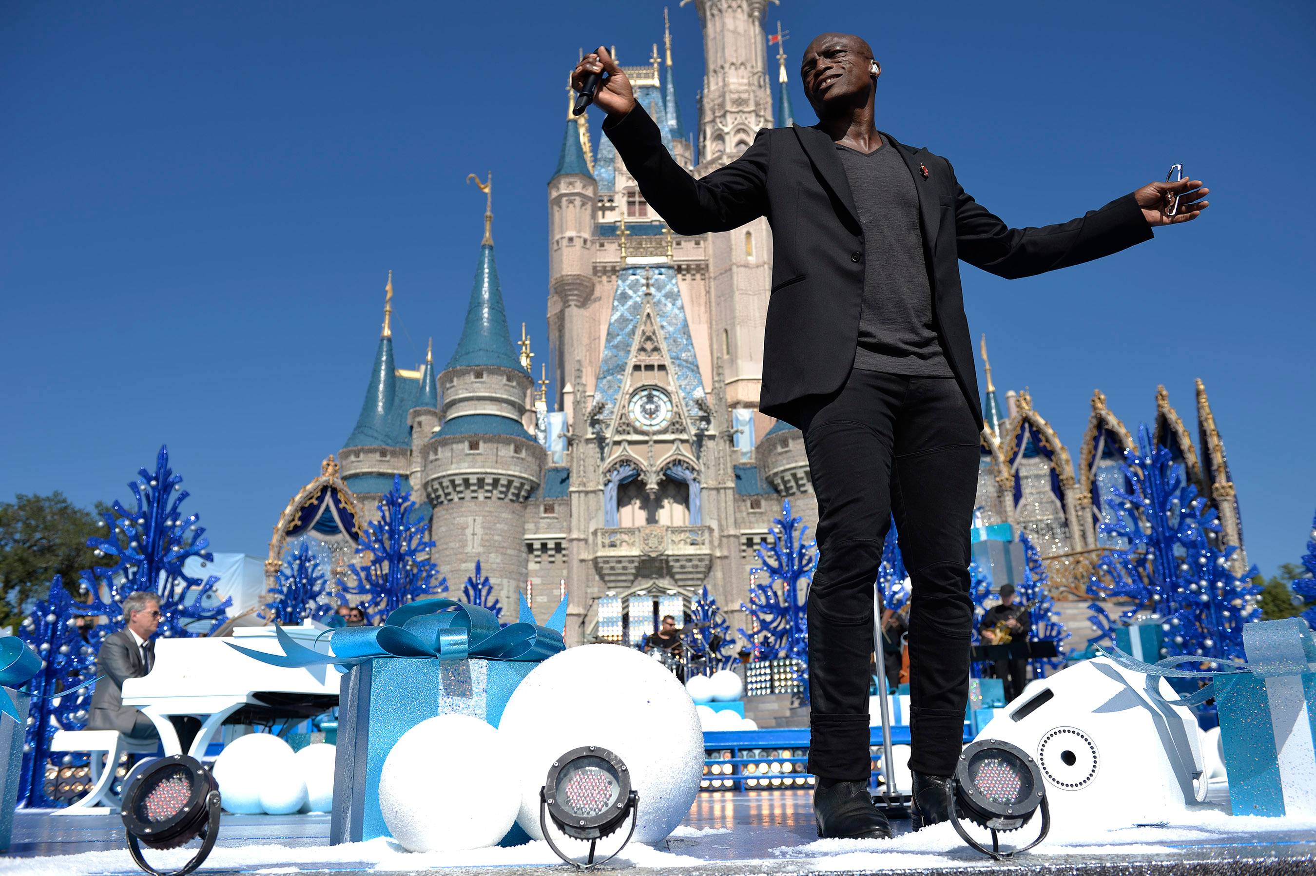 Disney Parks Unforgettable Christmas Celebration performance - Seal