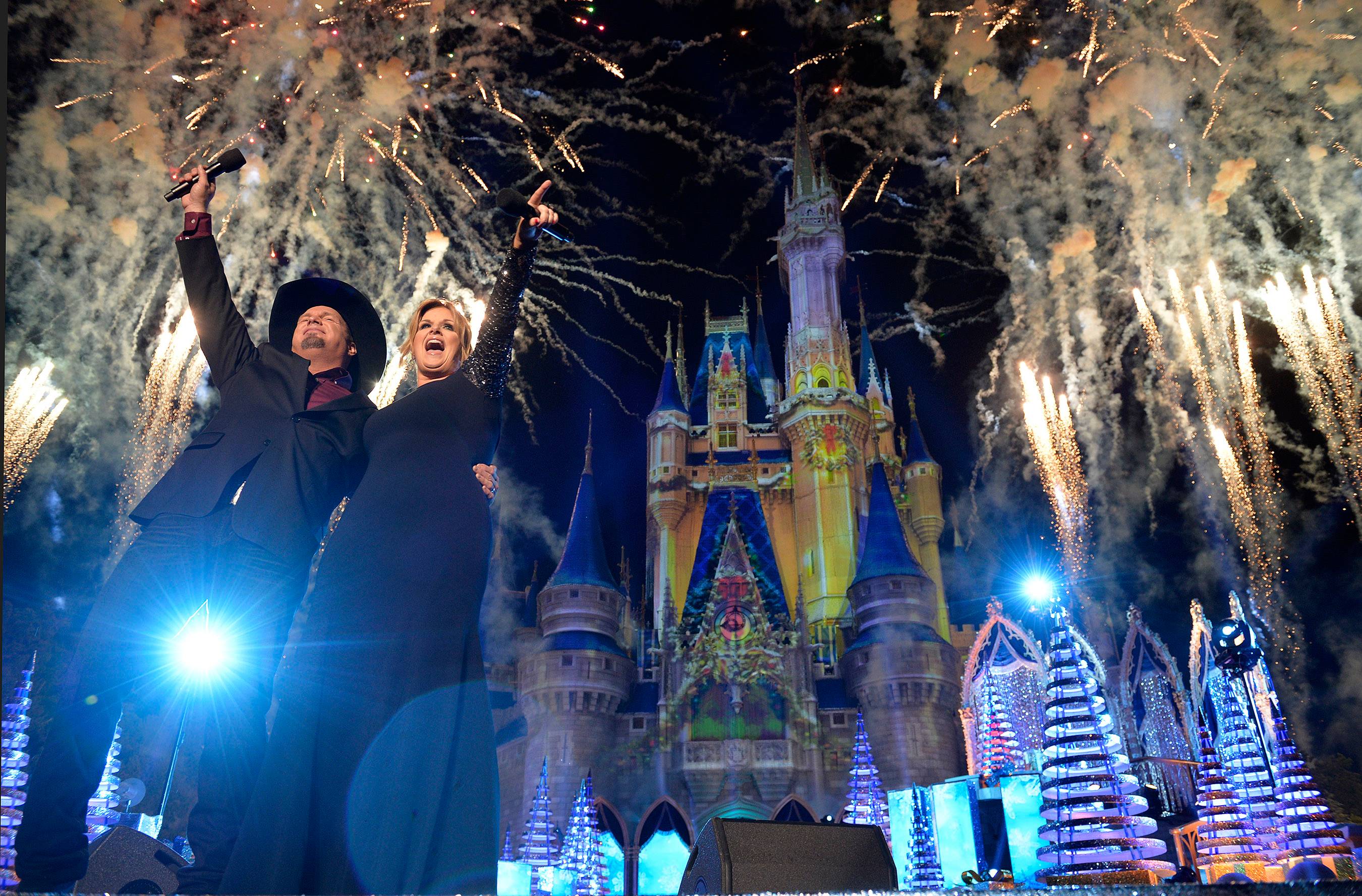 The Disney Parks Magical Christmas Celebration air Sunday on ABC