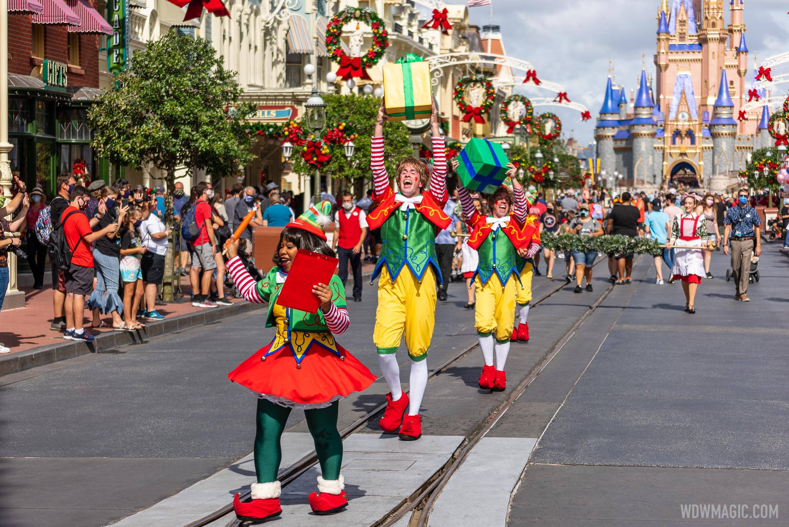 Holiday cavalcades and entertainment at the Magic Kingdom 2020