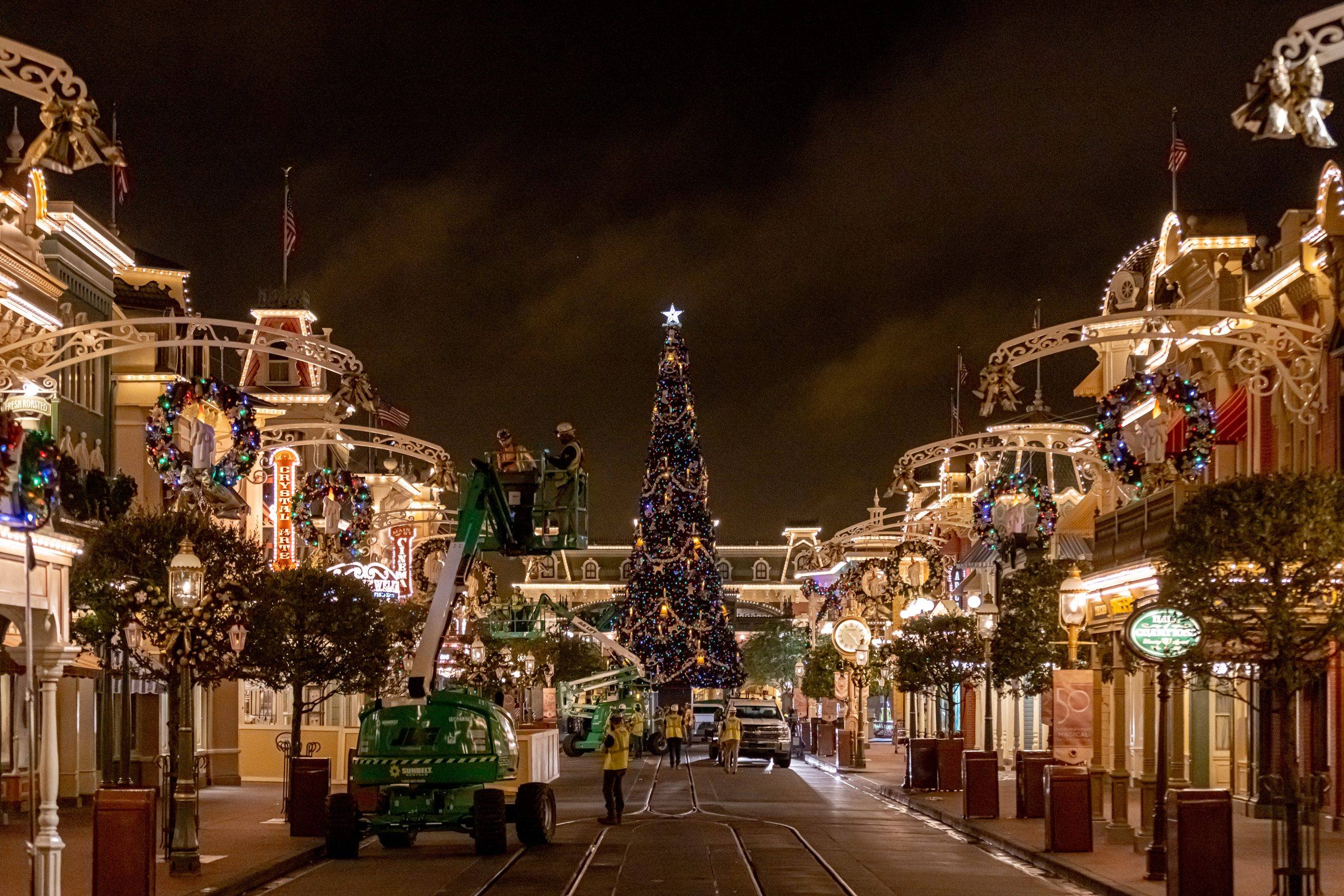 Watch Disney World's Holiday Services department transform Magic Kingdom for Christmas