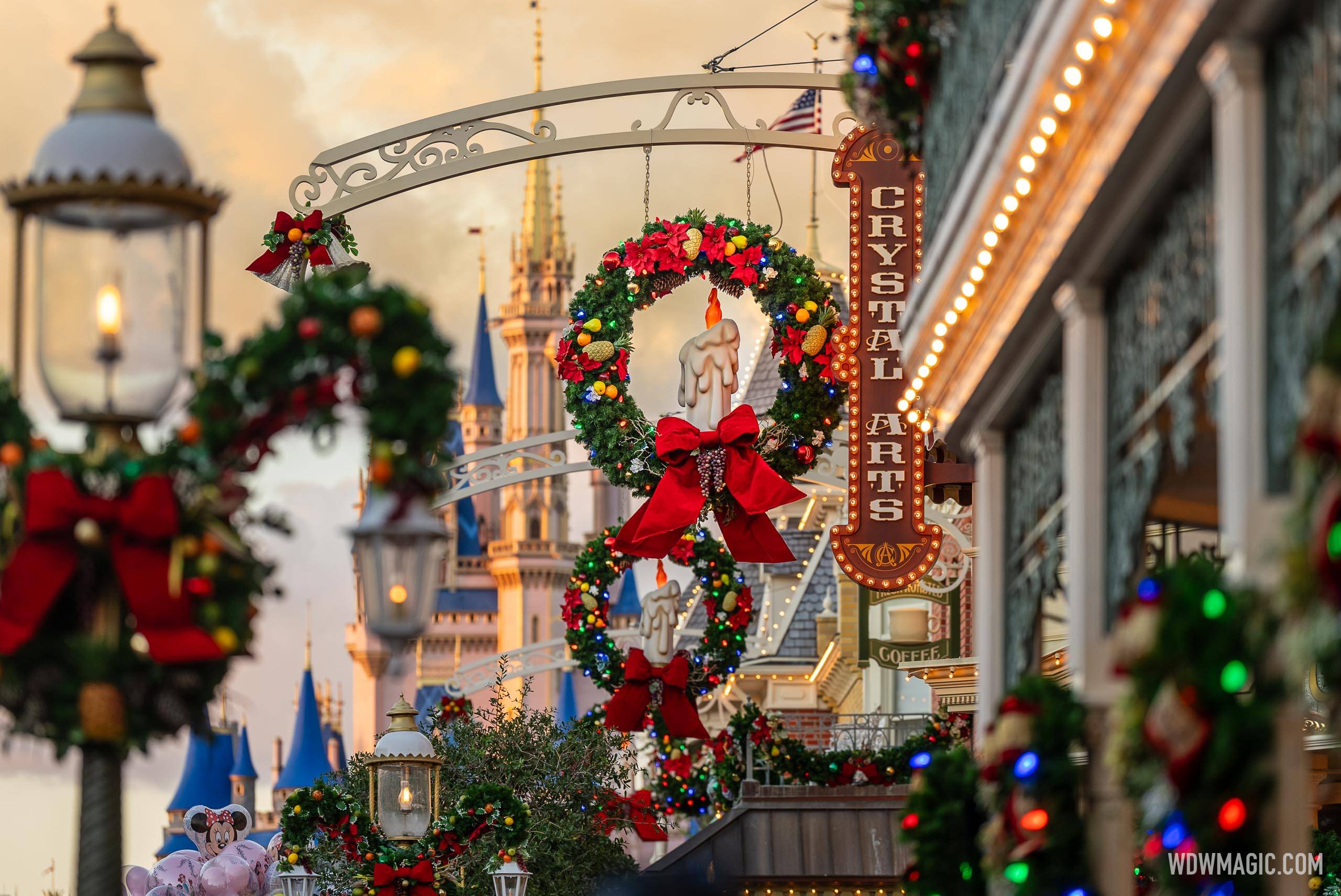 2024 Magic Kingdom Holiday Decor and Christmas Tree