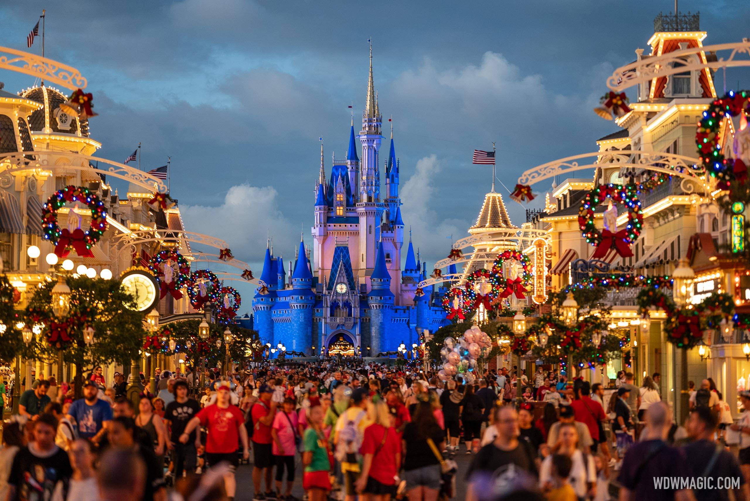 2024 Magic Kingdom Holiday Decor and Christmas Tree