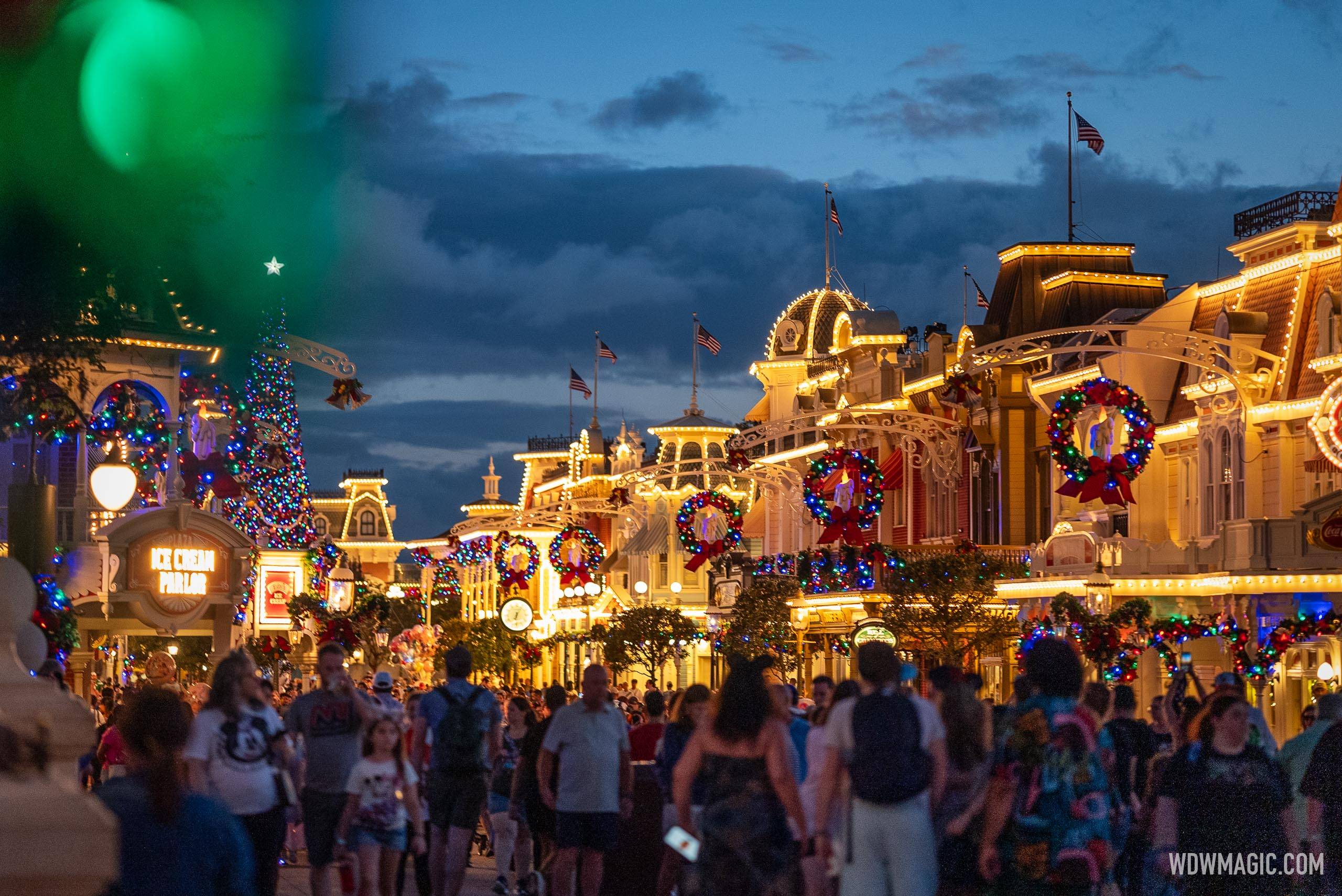 2024 Magic Kingdom Holiday Decor and Christmas Tree