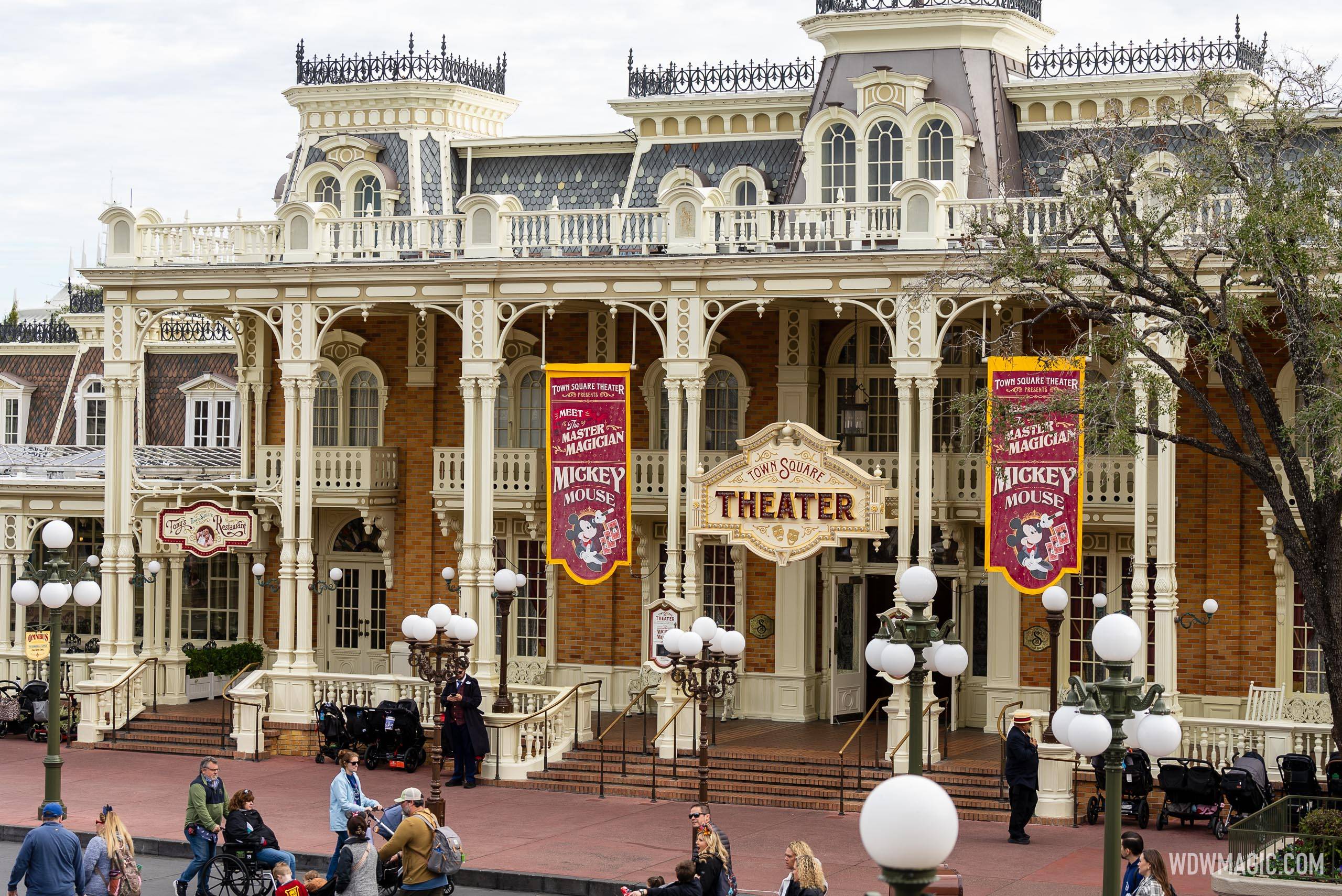 2024 Magic Kingdom Holiday Decor and Christmas Tree Removed