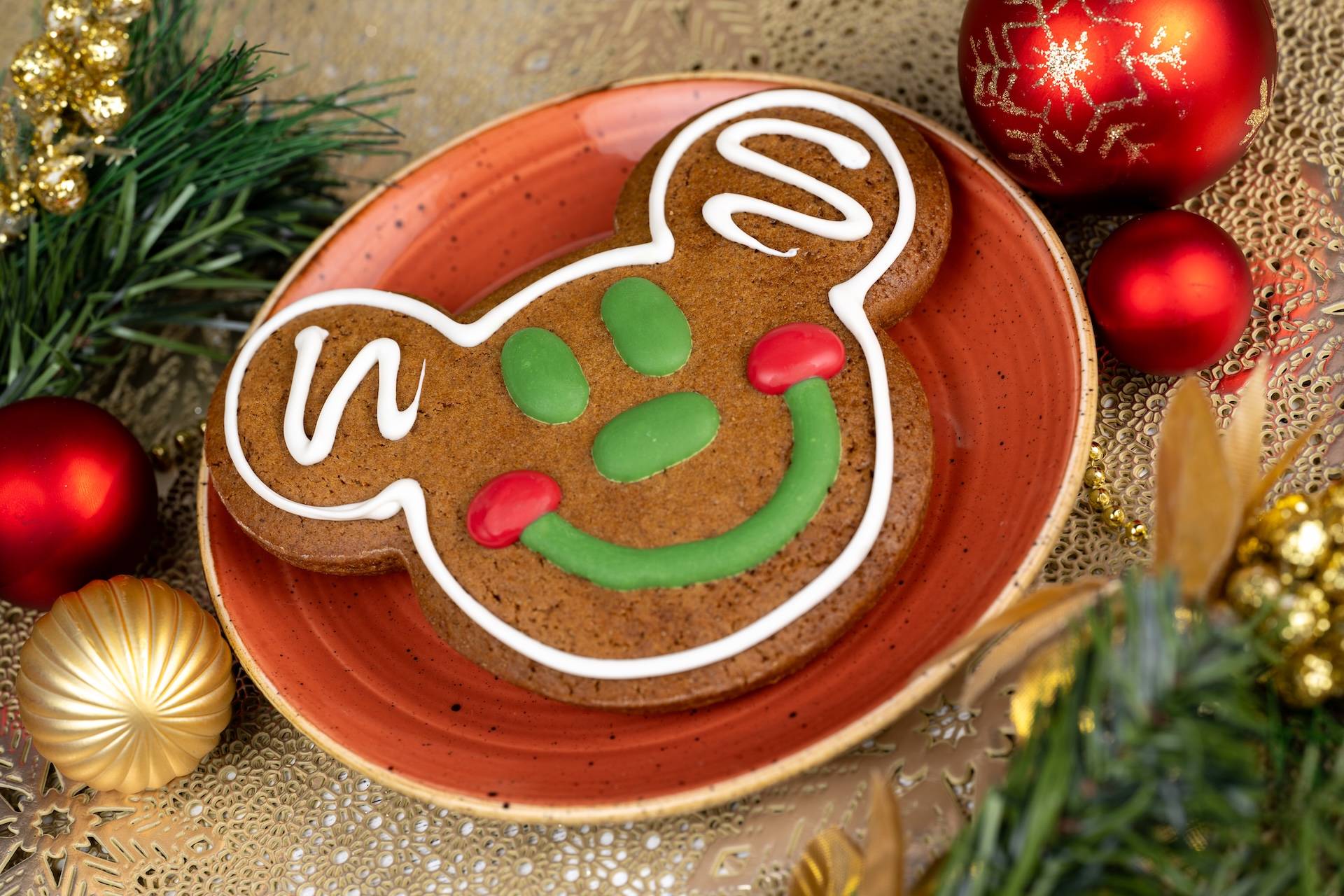 Mickey Gingerbread Cookie