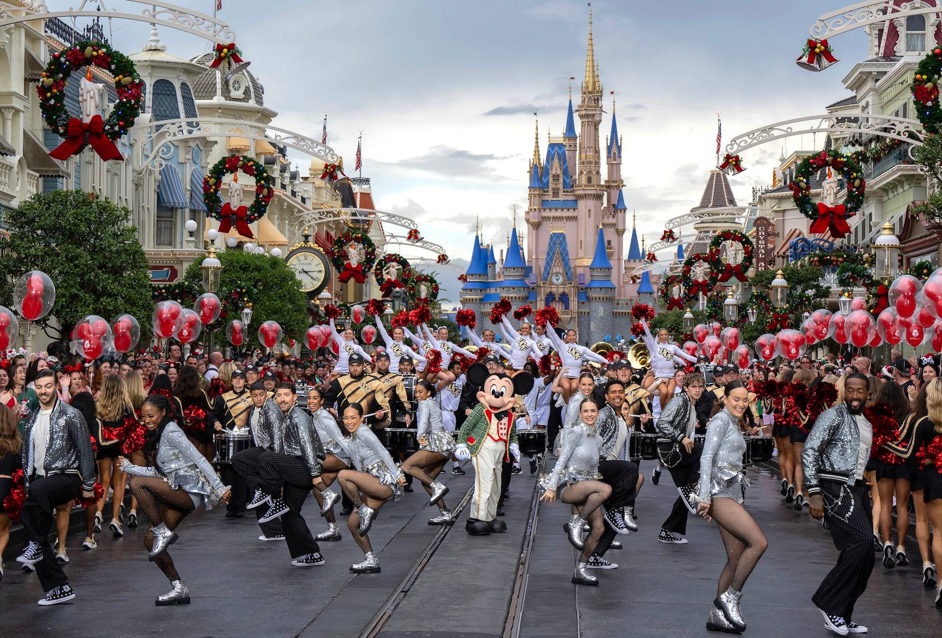 ABC Disney Parks Christmas Day Parade 2025: How to Watch, Who's Performing, and What's New This Year