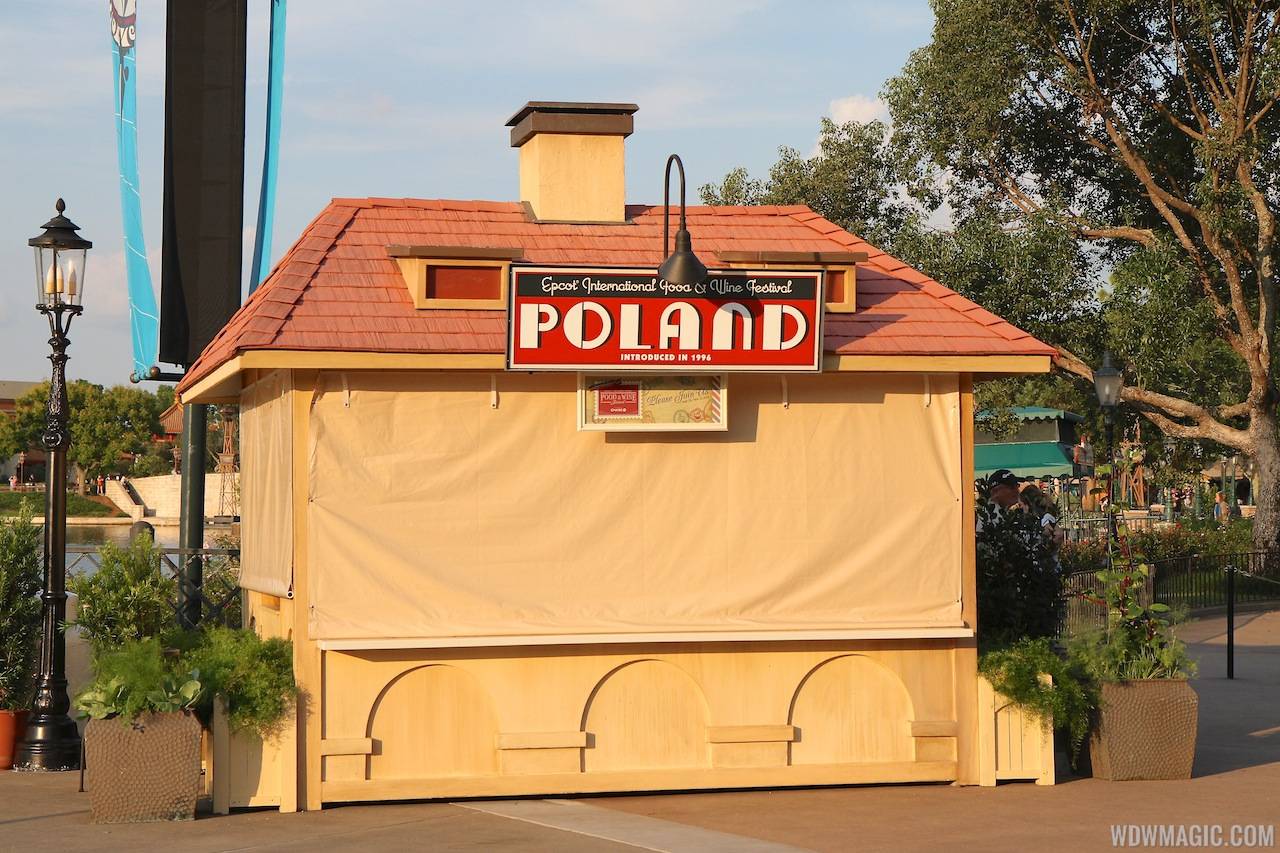2012 International Food and Wine Festival kiosks - Poland