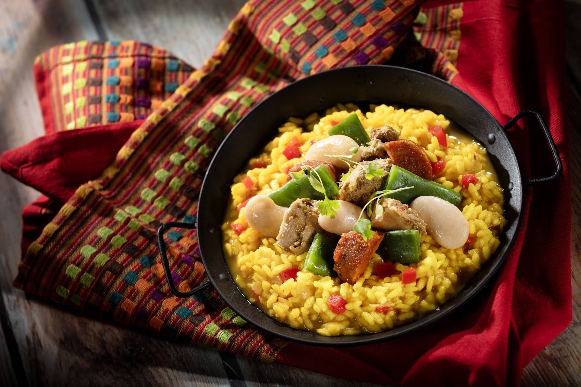 Paella Caldoso Chicken Chorizo Gigante Beans