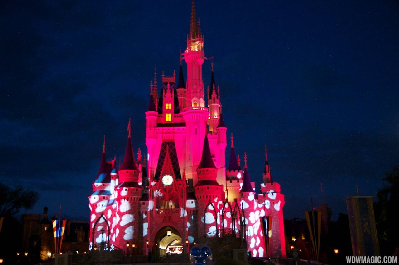Limited Time Magic True Love week - Cinderella Castle blushing light effect