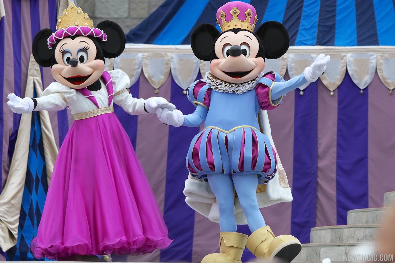 Limited Time Magic's True Love Week - 'A Celebration of True Love' - Mickey and Minnie