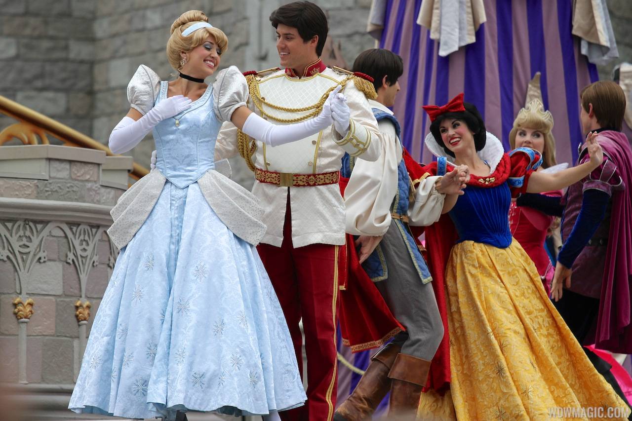 Limited Time Magic's True Love Week - 'A Celebration of True Love' - Cinderella and Prince Charming