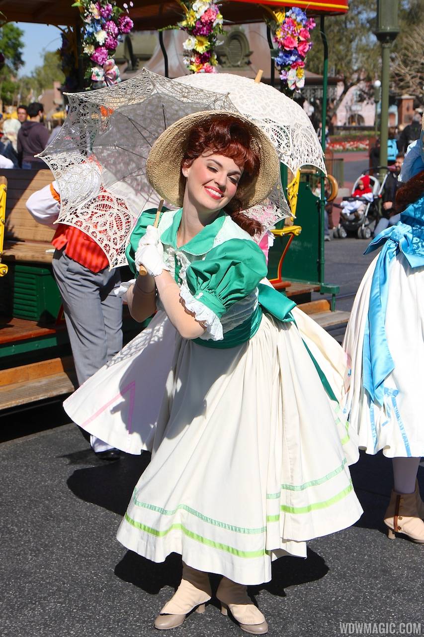 PHOTOS and VIDEO - Limited Time Magic's Spring Trolley Show