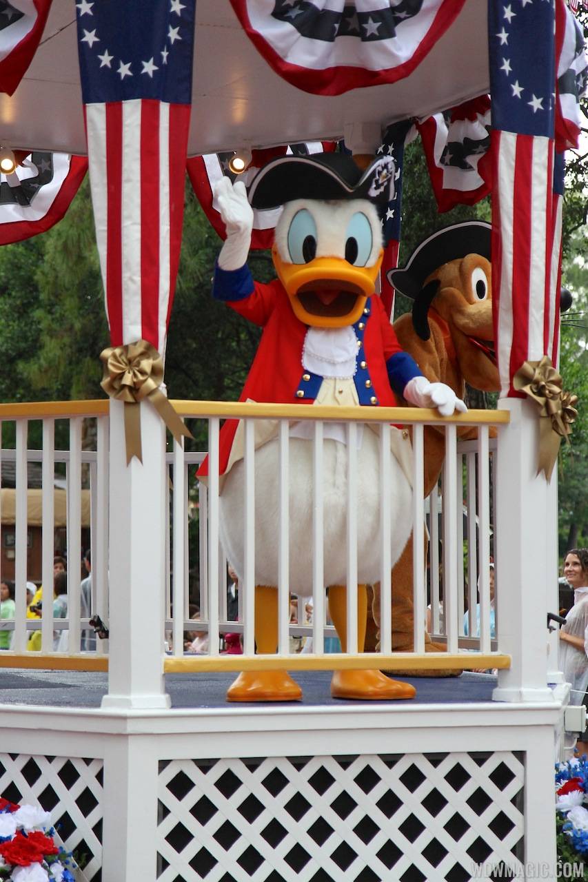 PHOTOS and VIDEO - Limited Time Magic's 'Independence Week' pre-parade at the Magic Kingdom
