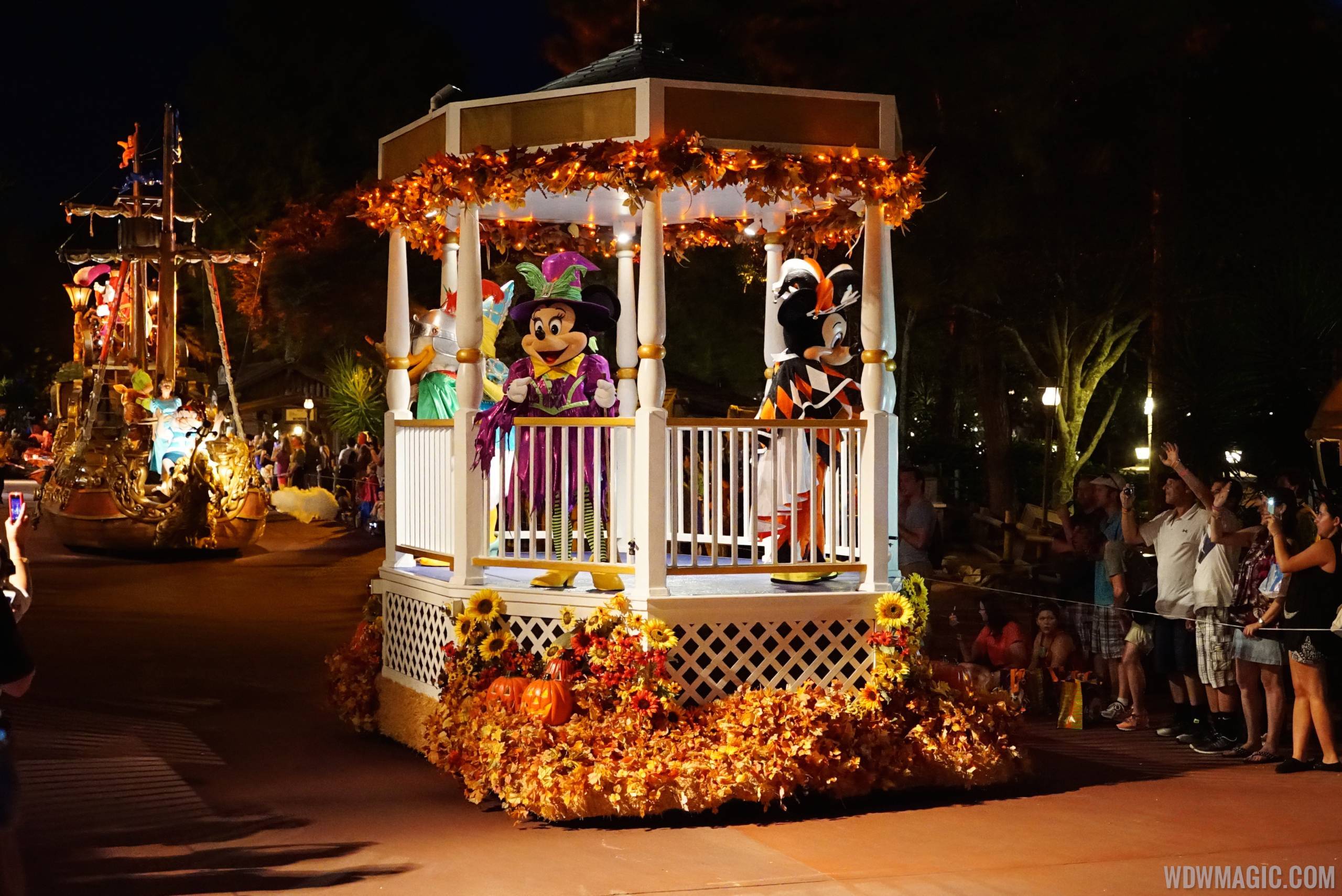 Boo To You Parade - Mickey and Minnie