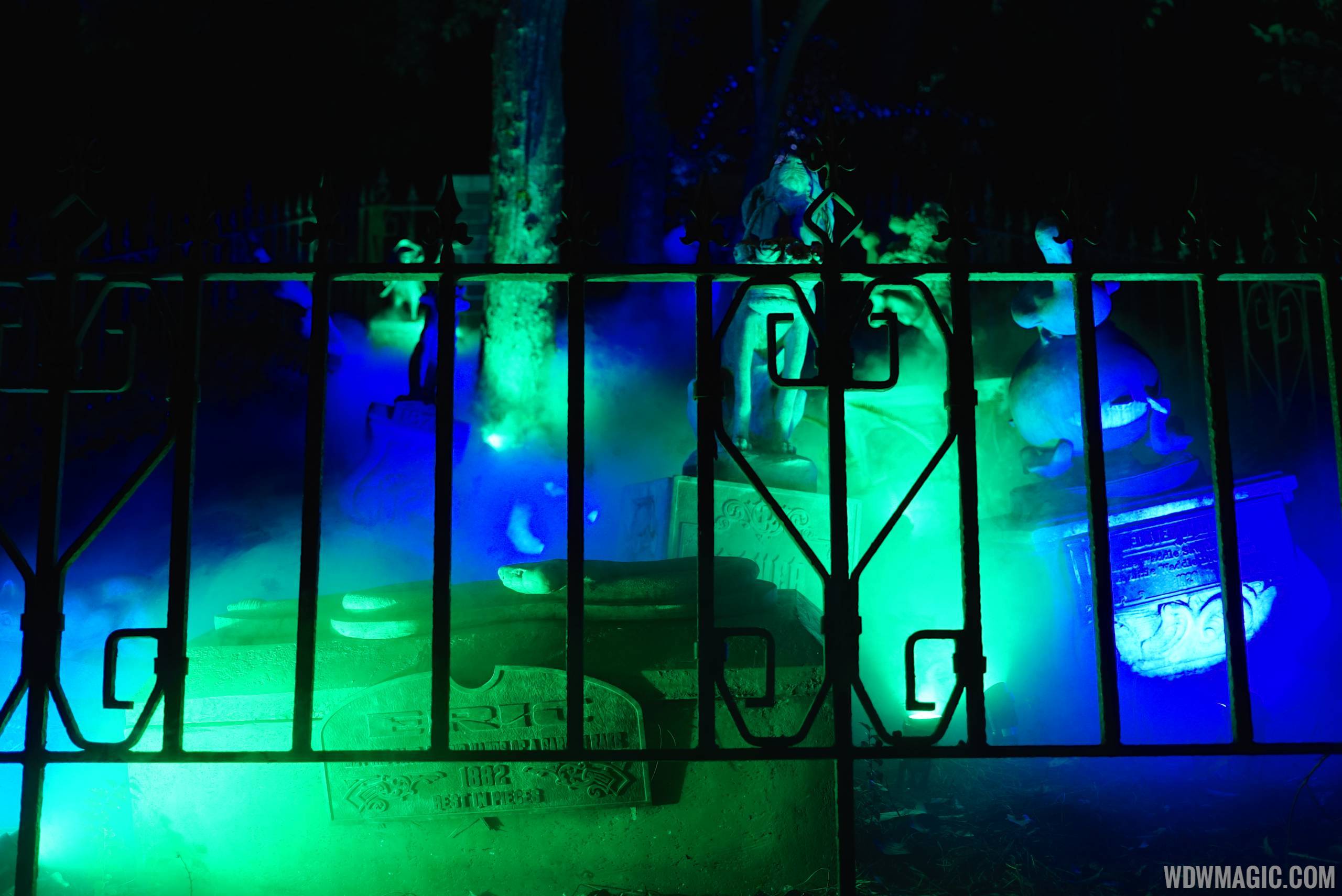 Haunted Mansion - Cemetery