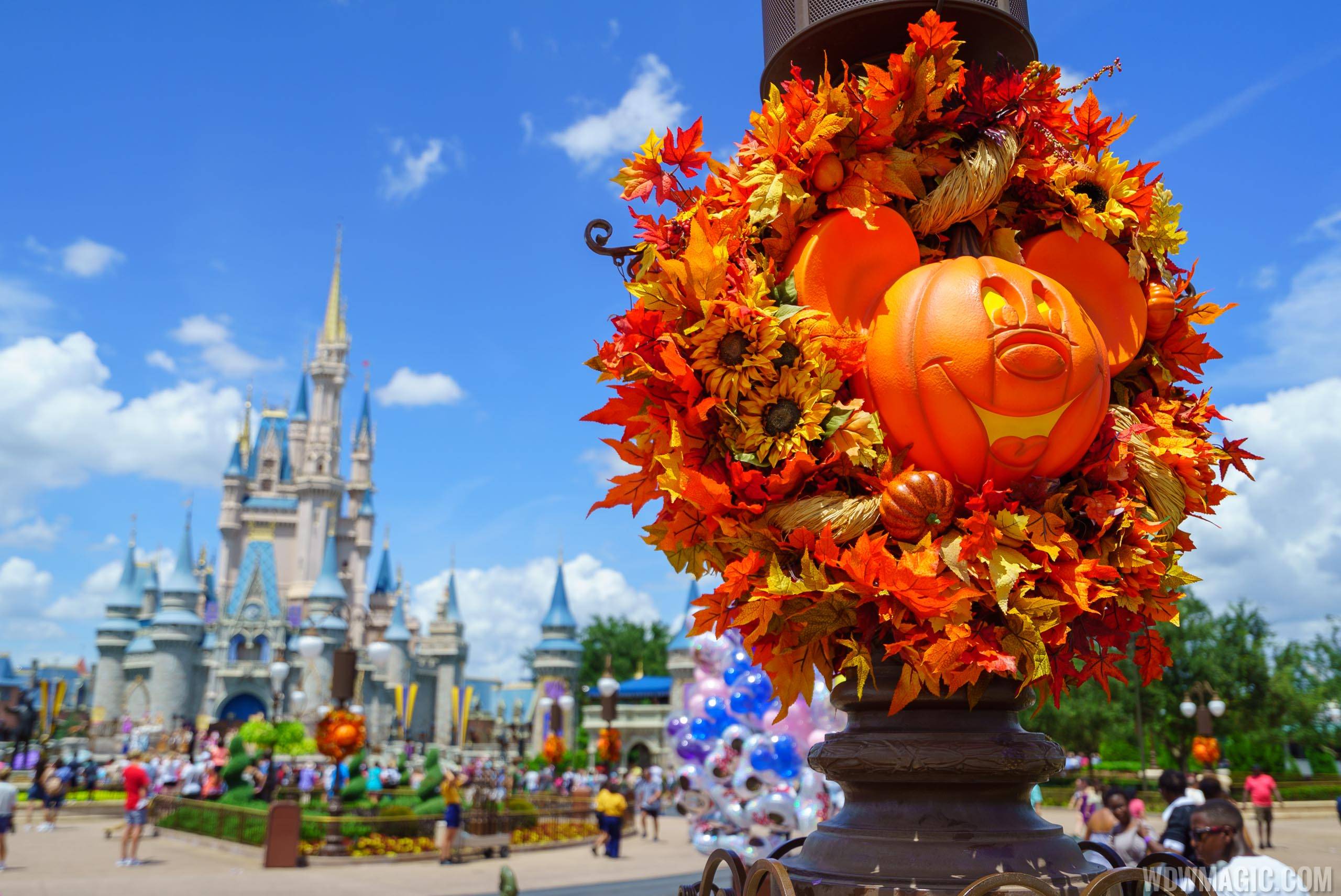 Magic Kingdom's fall Halloween decorations 2018