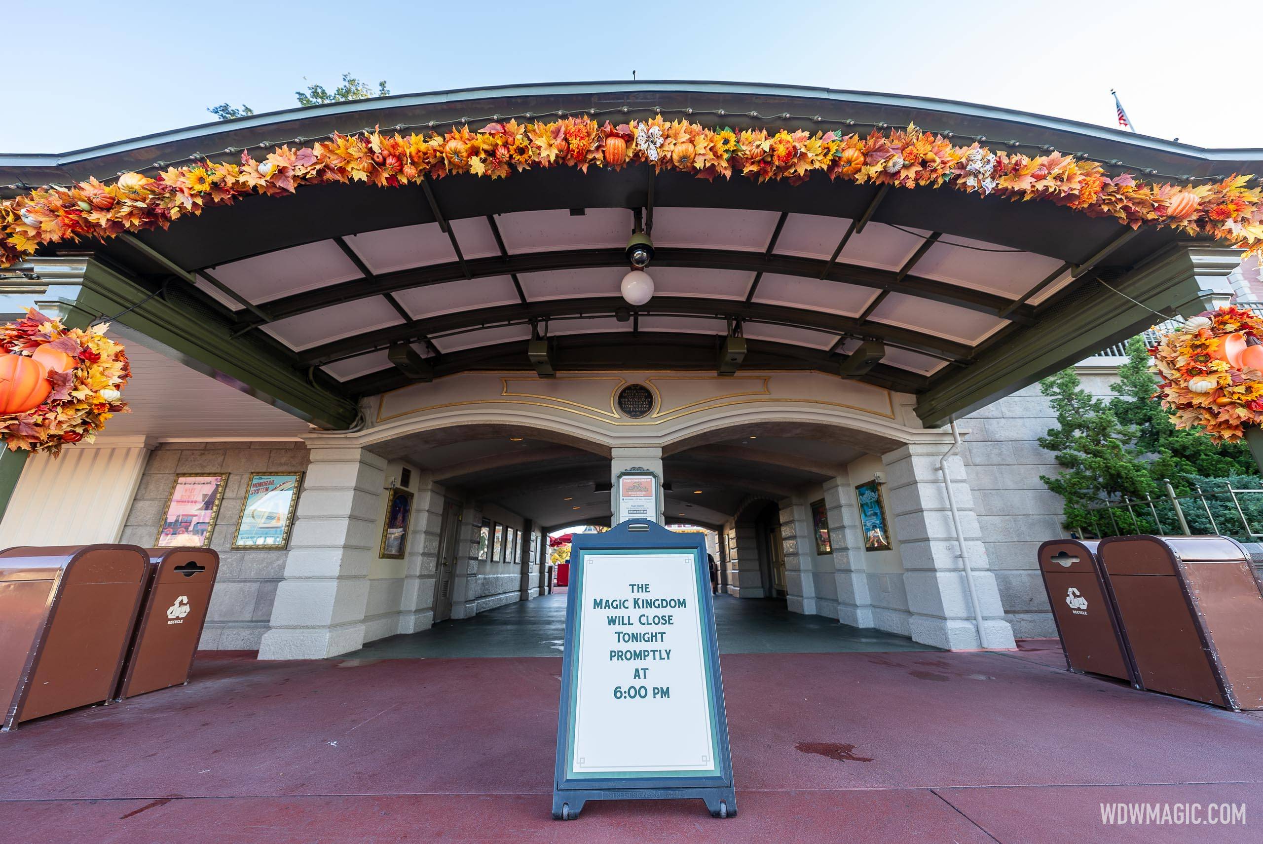 Magic Kingdom fall Halloween decorations 2023 Photo 21 of 22