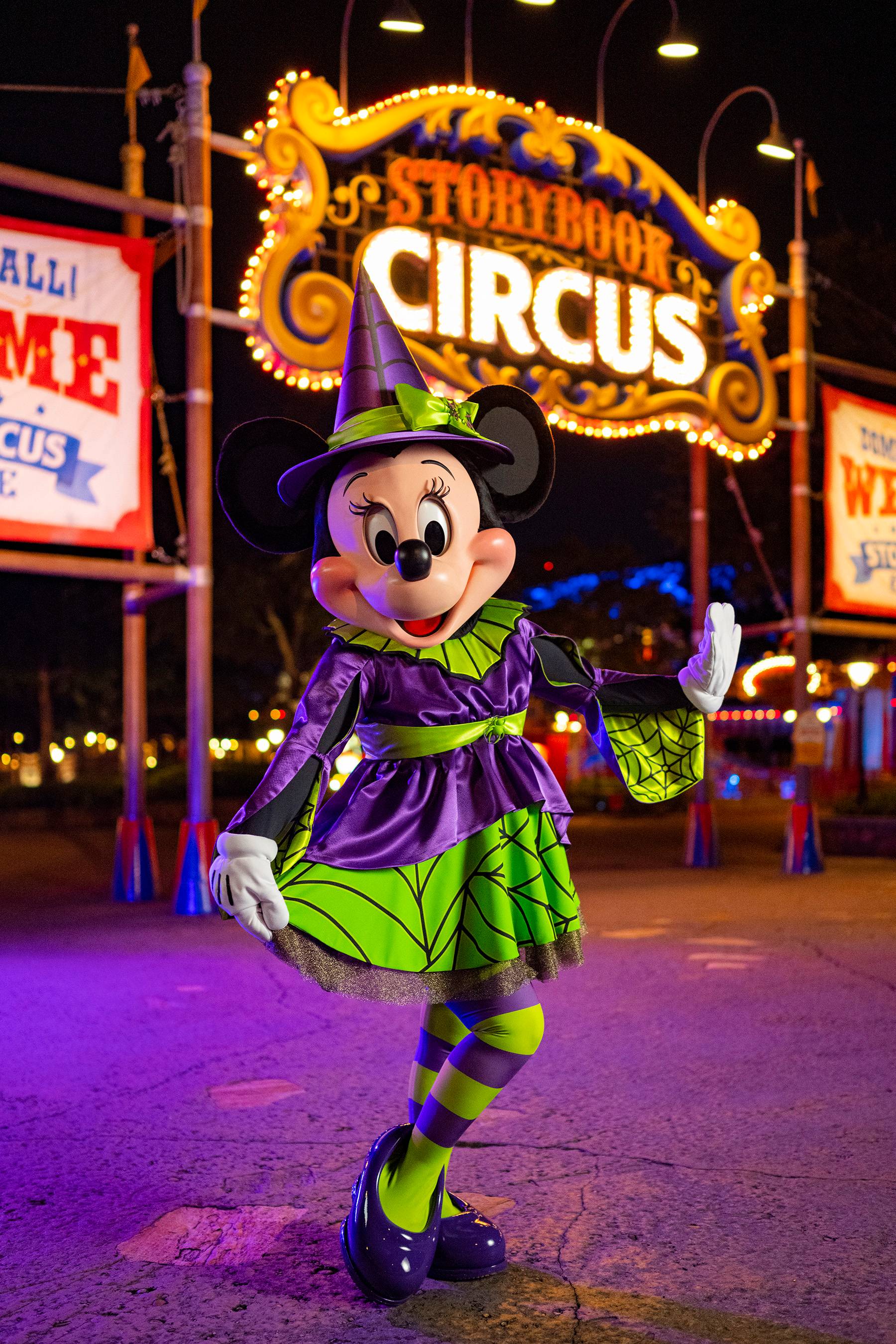 New Neon Spiderweb Halloween Costumes For Mickey Mouse and Minnie Mouse