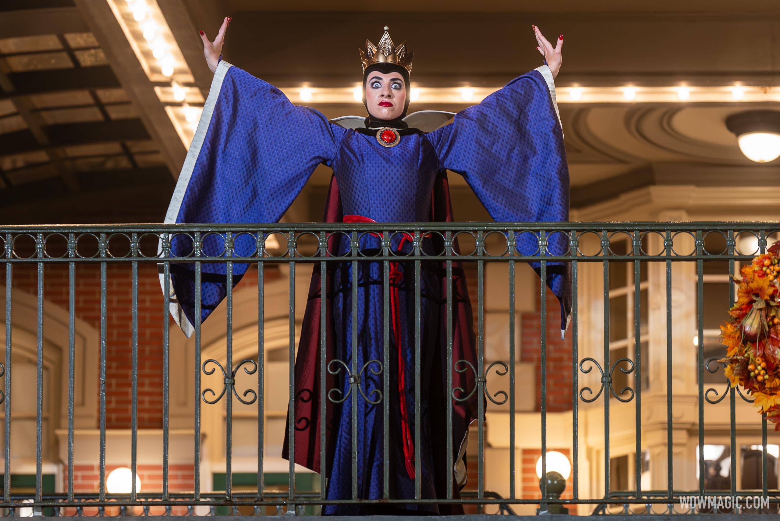 Evil Queen and Maleficent at Mickey's Not-So-Scary Halloween Party