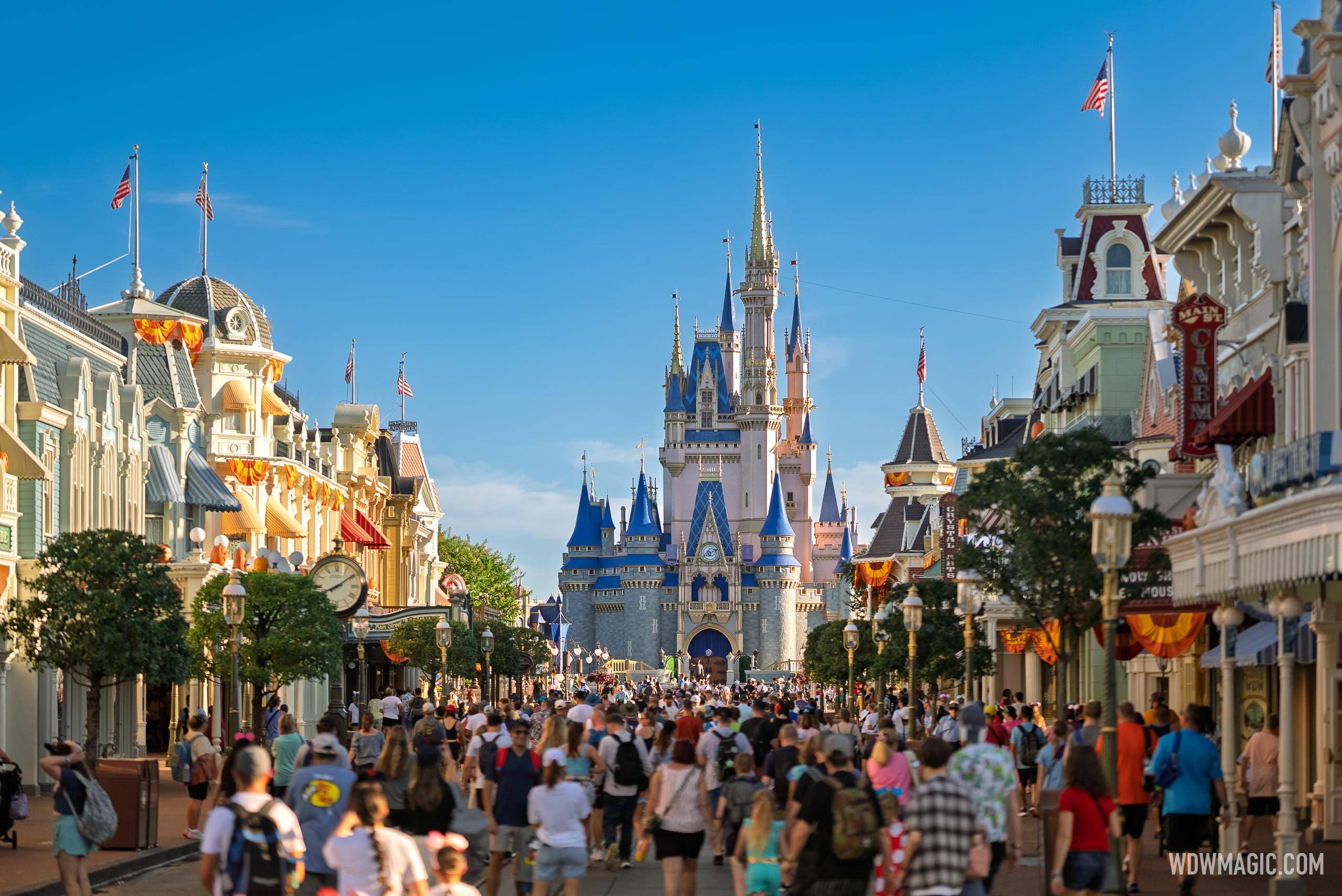 2025 Magic Kingdom Fall Halloween Decor Installation