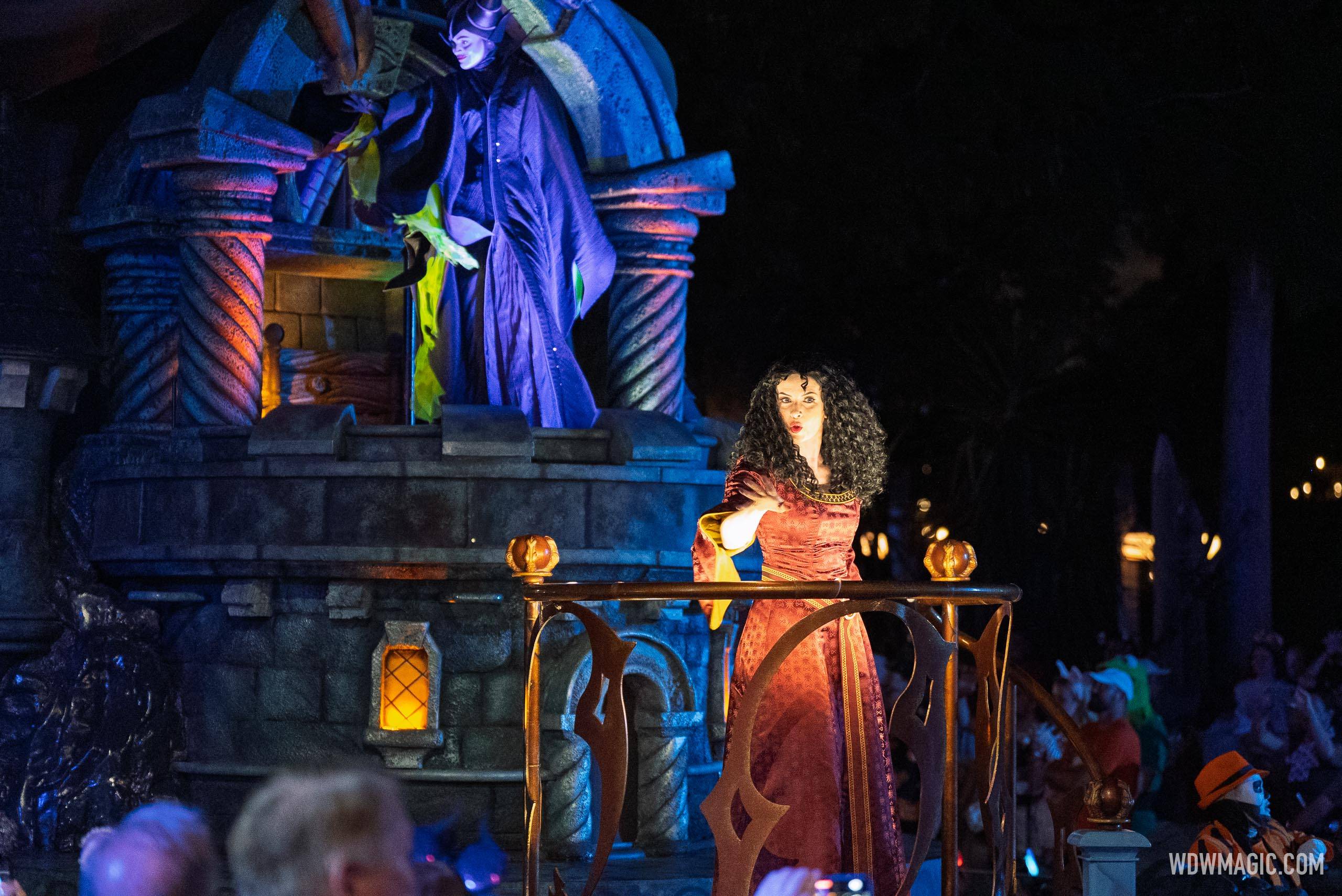 Tangled Villain Mother Gothel Appears for the First Time at Magic Kingdom
