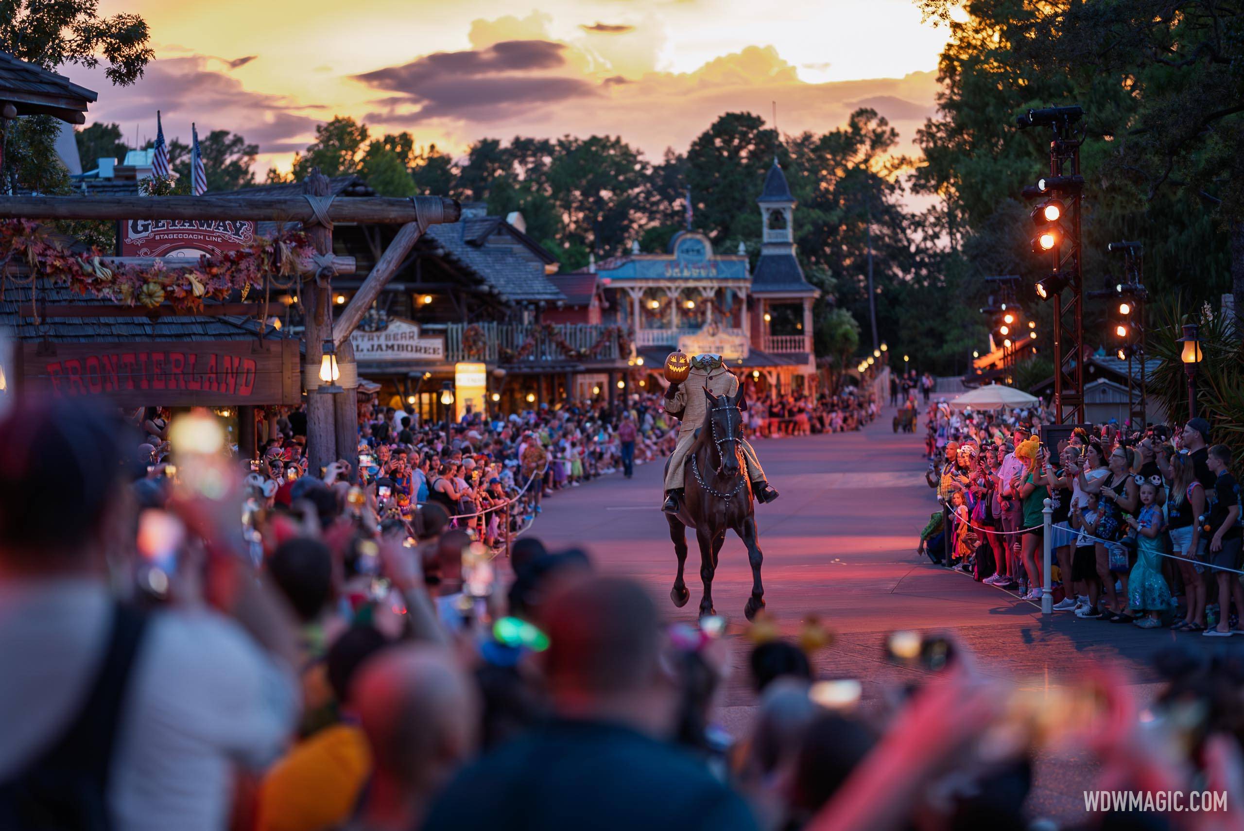 Headless Horseman in Frontierland at 2025 Mickey's Not-So-Scary Halloween Party