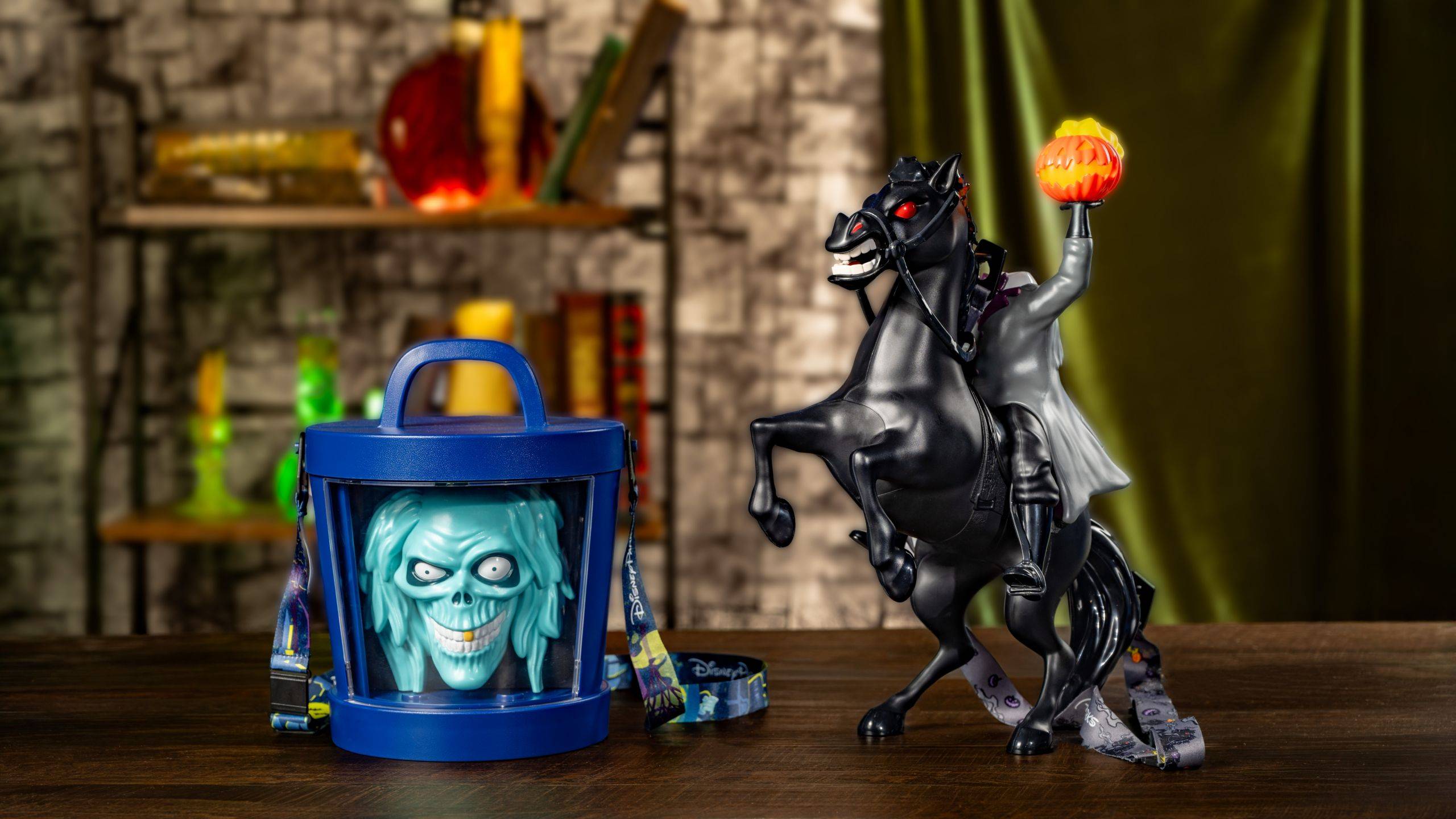 ミッキーポンポンキャップ メトロポリスエコバッグ Hatbox Ghost and Headless Horseman Popcorn Buckets Coming to