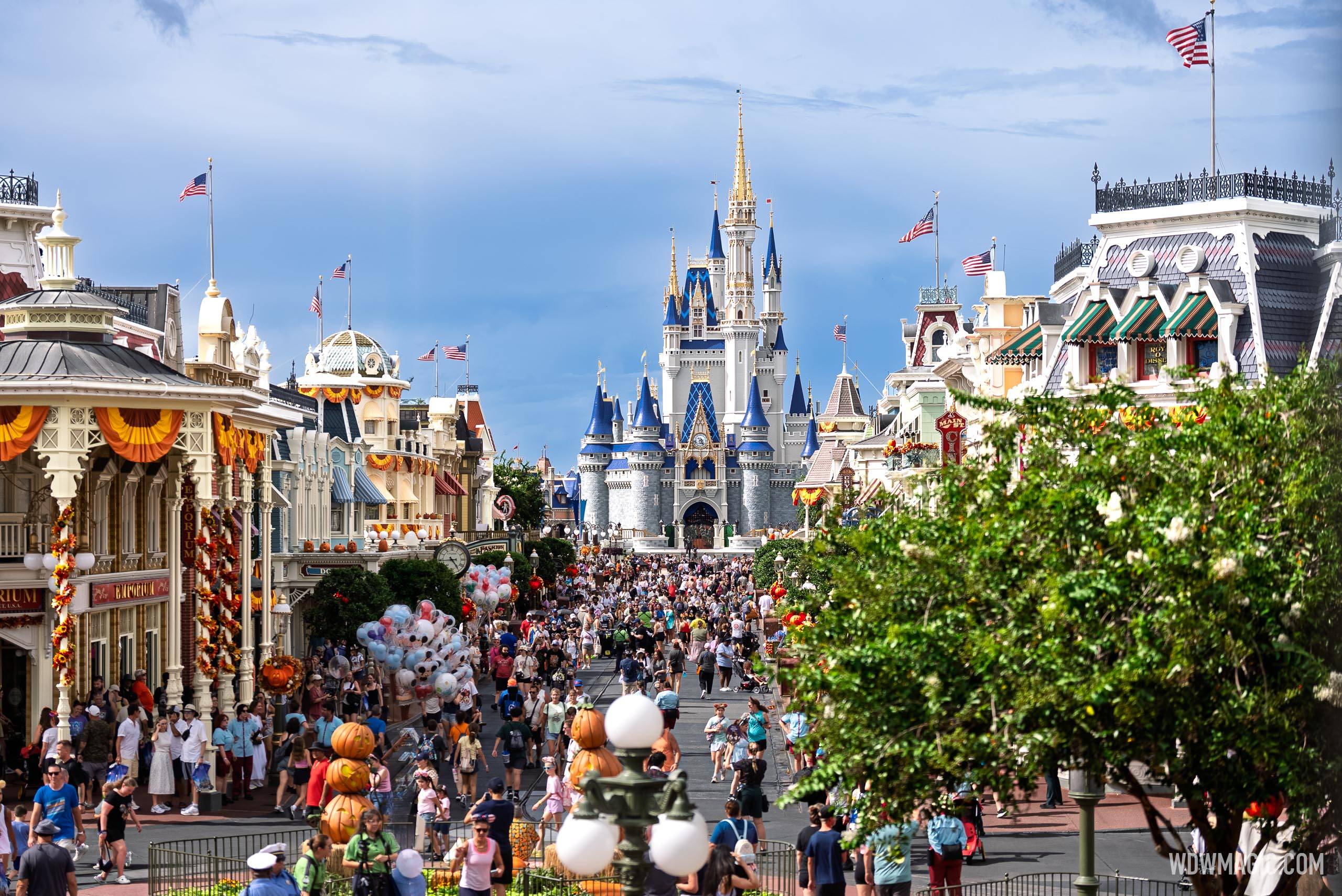 Magic Kingdom Fall and Halloween Decor