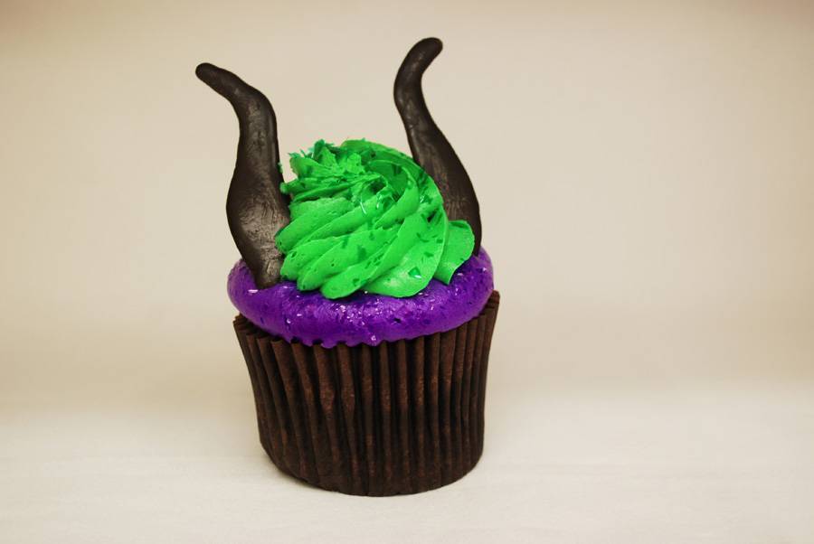 Rock Your Disney Side snacks - Maleficent Cupcake