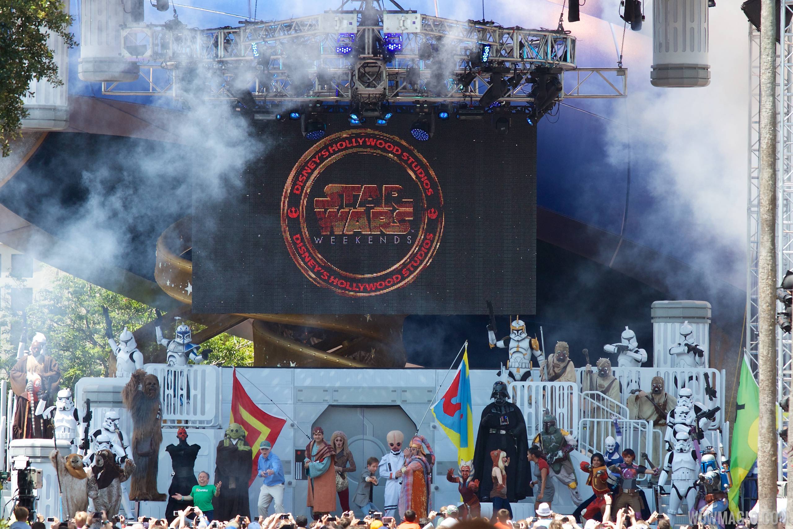 2014 Star Wars Weekends - Weekend 2 Legends of the Force motorcade - Celebrity Welcome