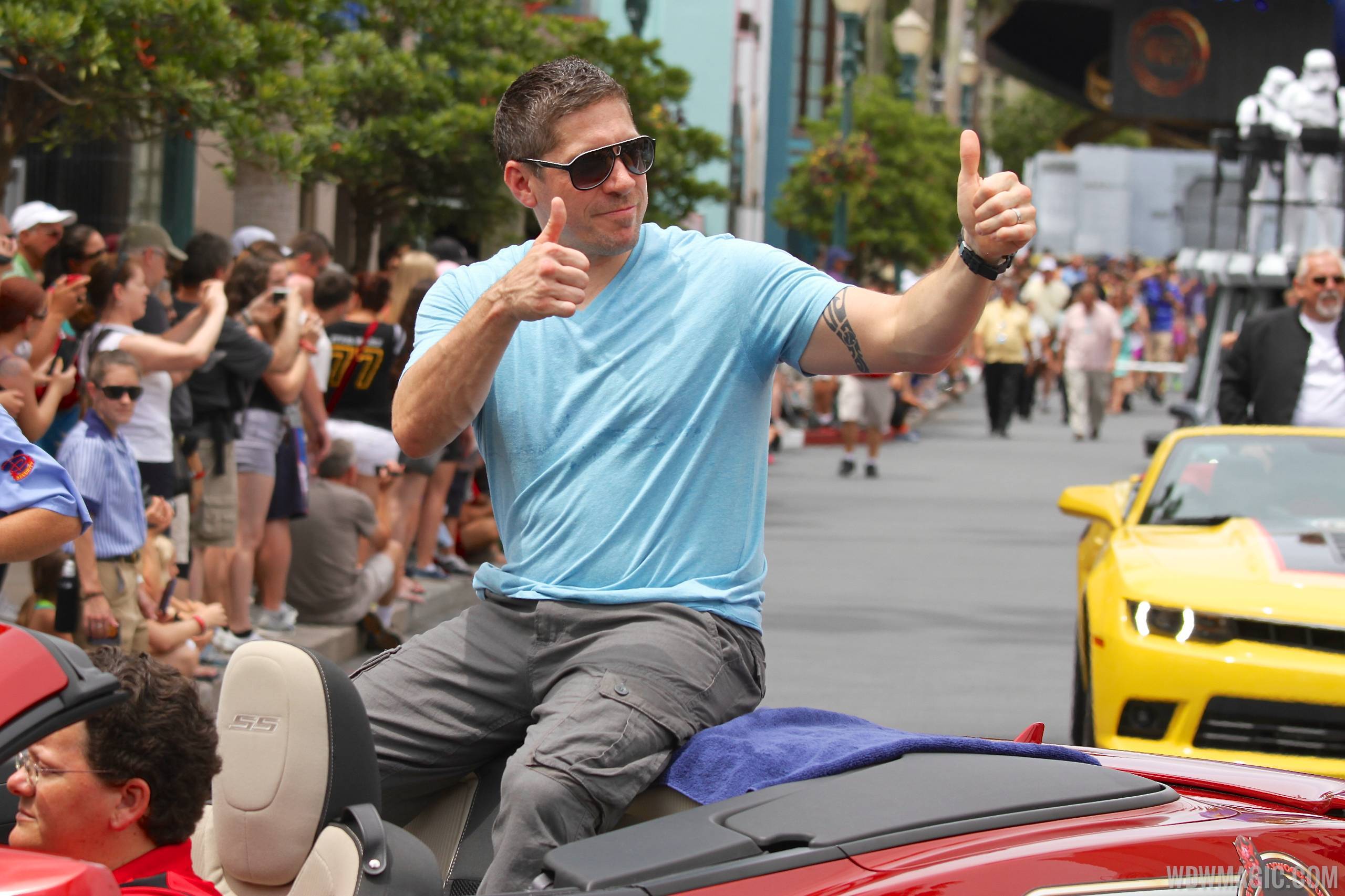 PHOTOS - 2014 Star Wars Weekends 3 Legends of the Force Motorcade celebrity guests