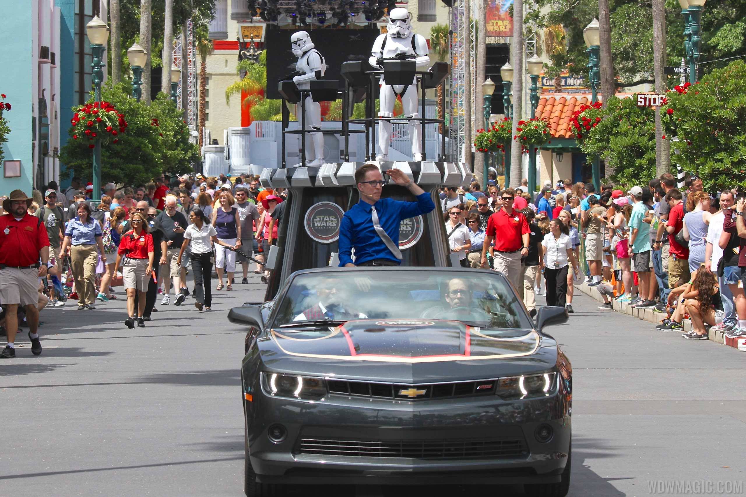 2015 Star Wars Weekends - Weekend 1 Legends of the Force motorcade celebrities - James Arnold Taylor