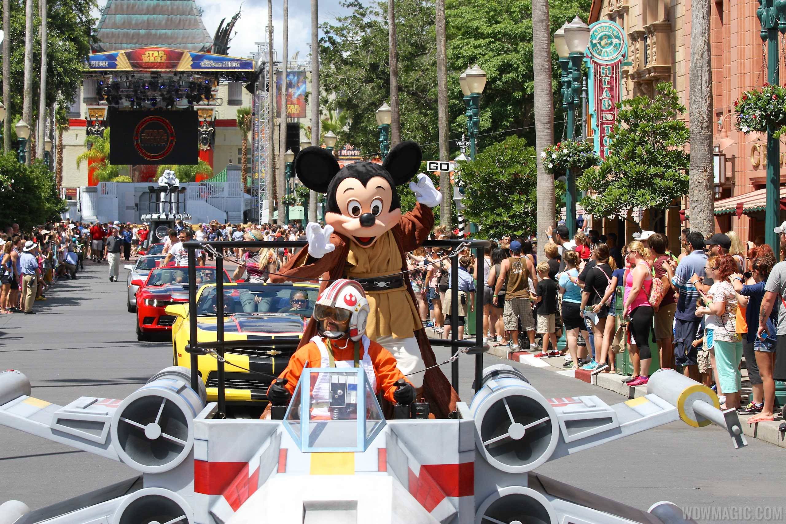 2015 Star Wars Weekends - Weekend 3 Legends of the Force motorcade celebrities - Jedi Mickey