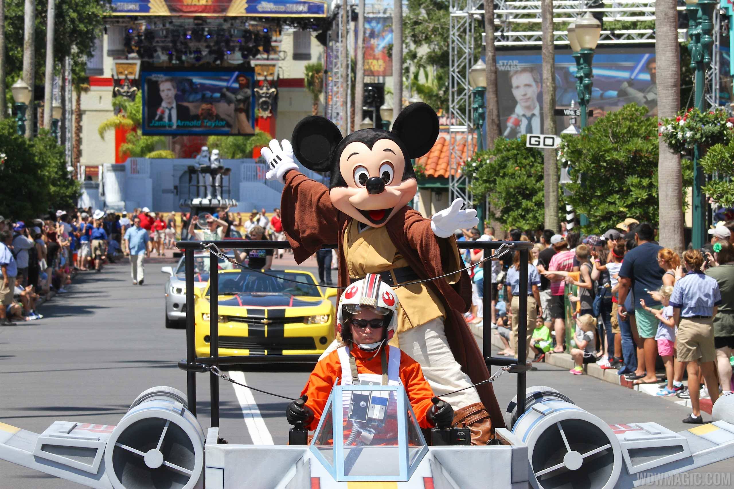 2015 Star Wars Weekends - Weekend 4 Legends of the Force motorcade celebrities - Jedi Mickey