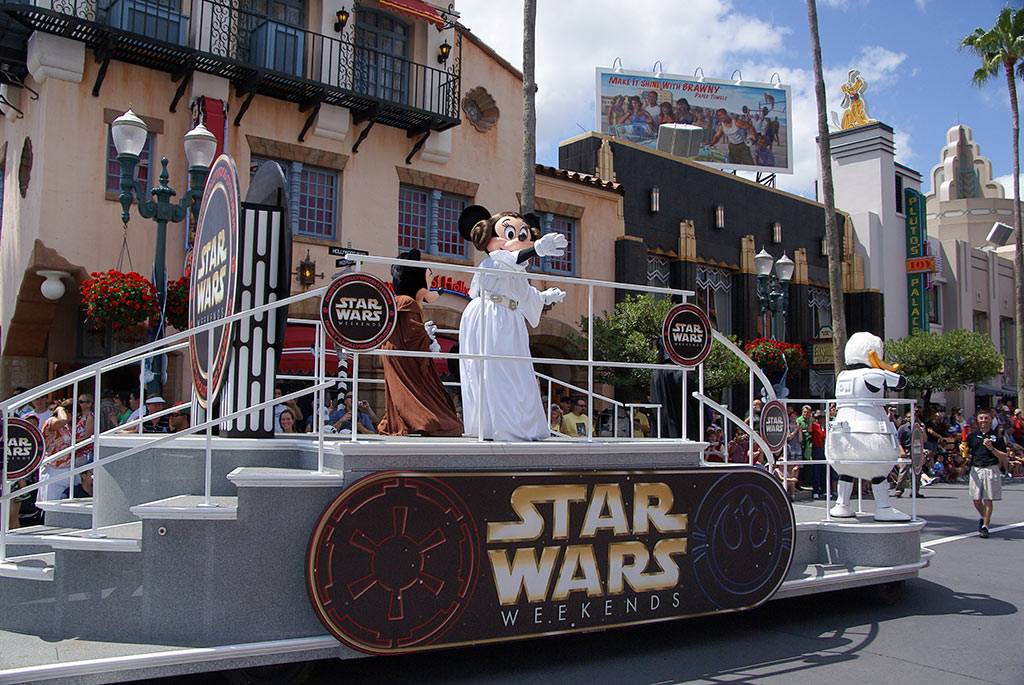 Photos  from the 2008 Star Wars Weekends Star Wars Motorcade