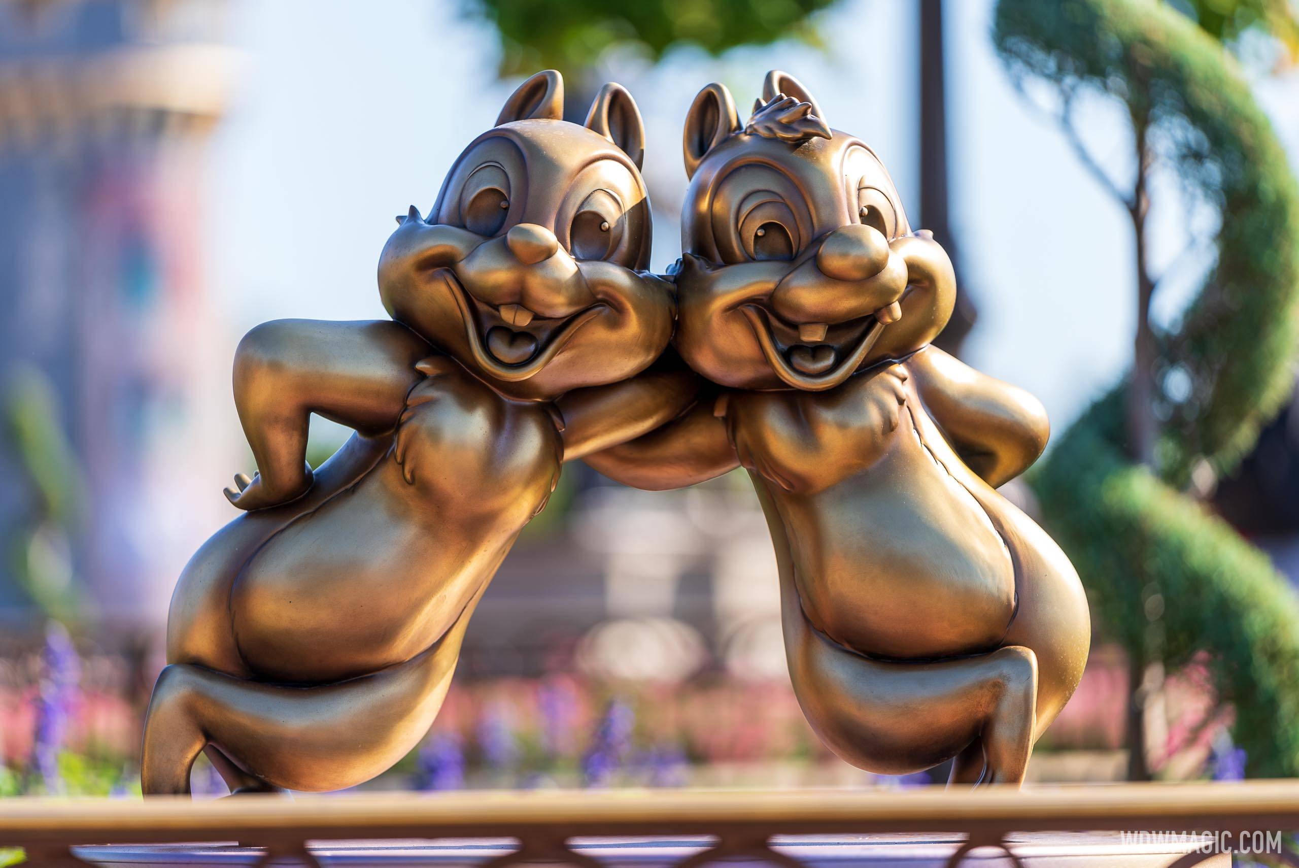 Chip and Dale - Fab 50 Character Statue