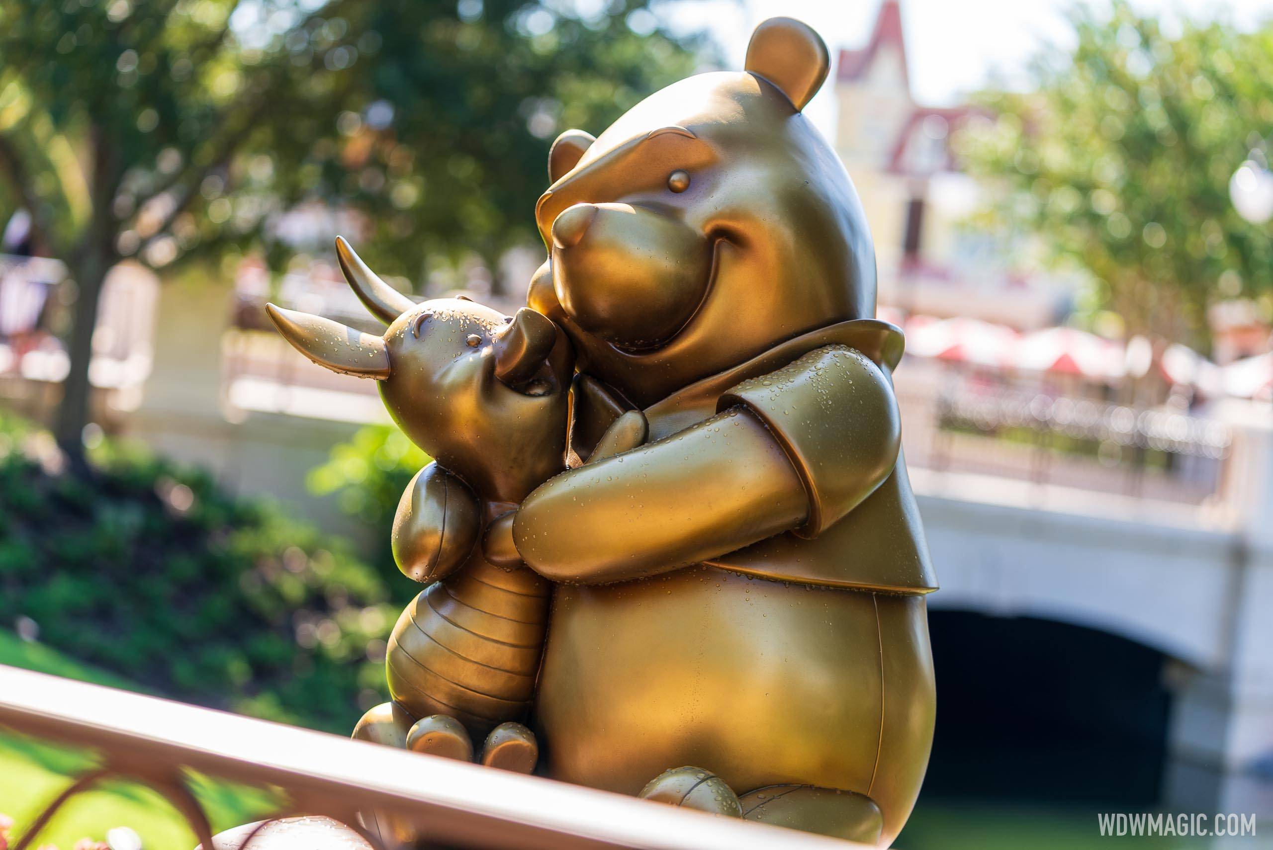 Winnie the Pooh and Piglet - Fab 50 Character Statue