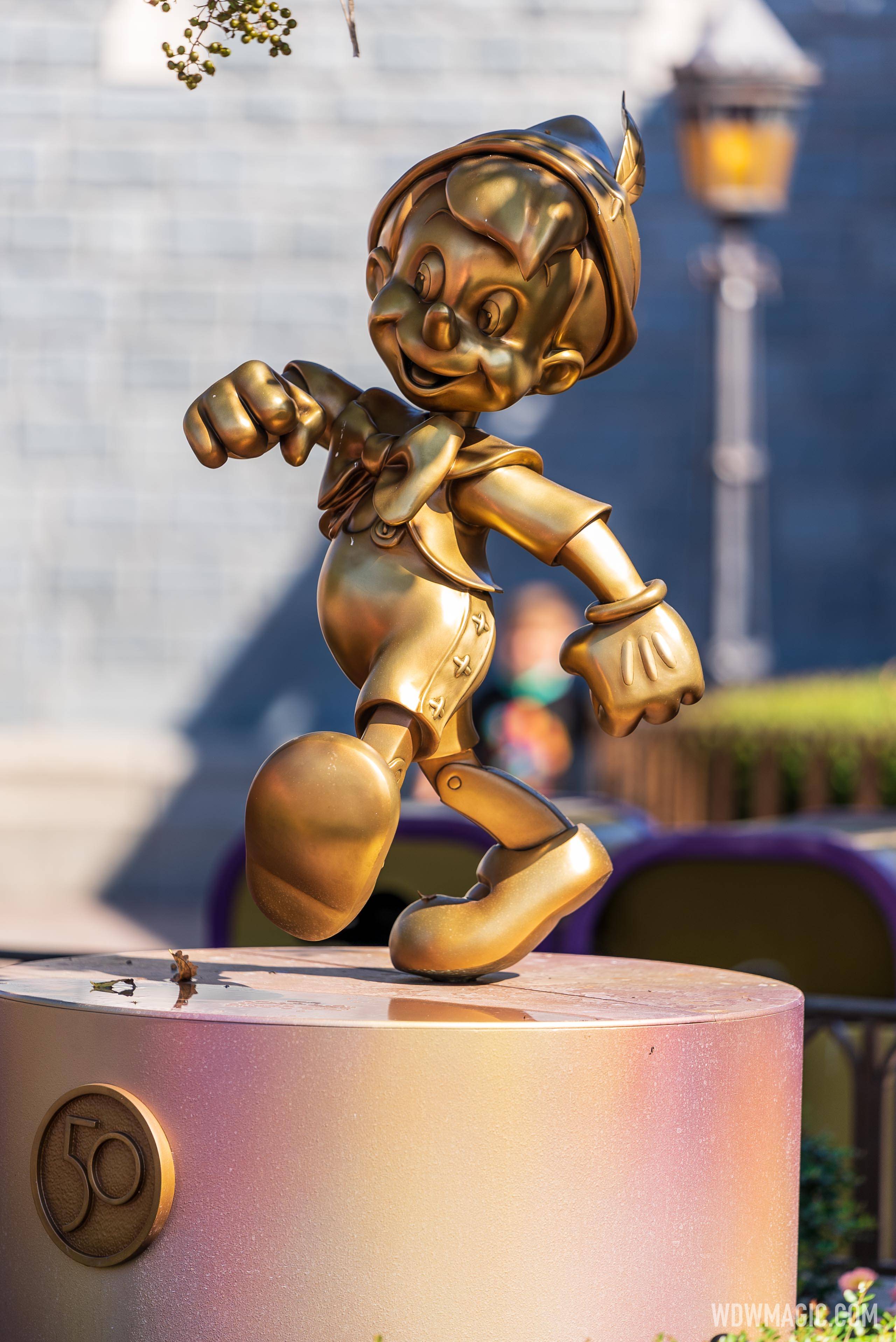 Pinocchio - Fab 50 Character Statue