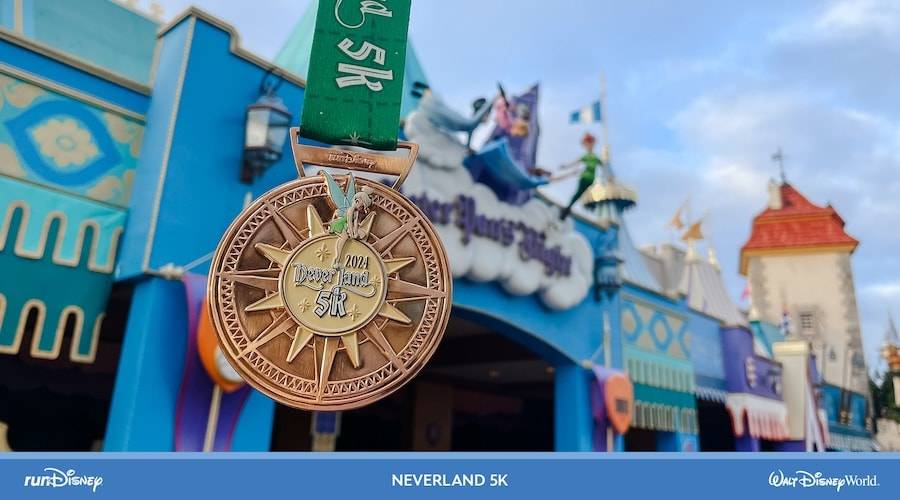 Neverland 5K medal
