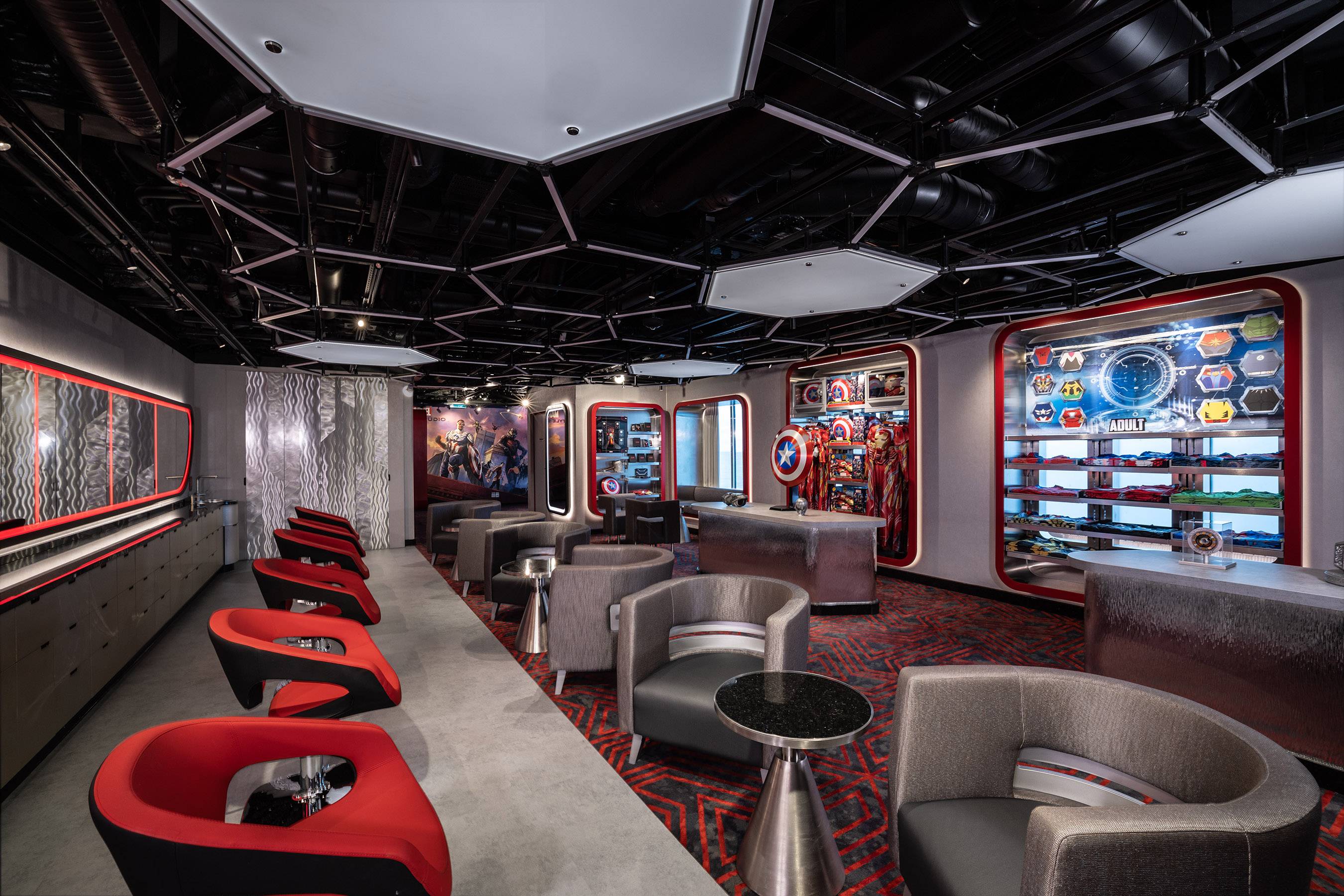 Disney Adventure Town Square