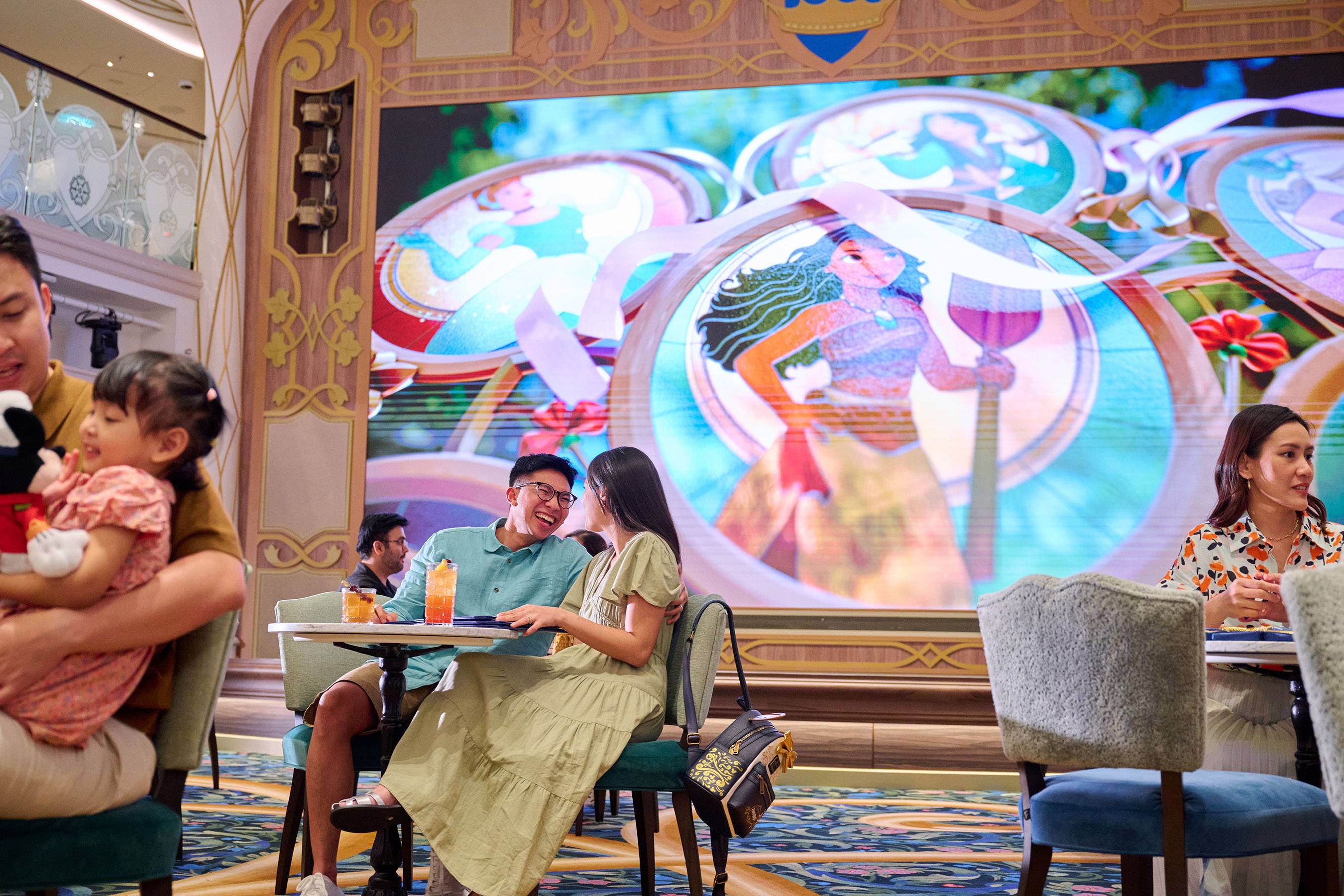 Disney Adventure Town Square