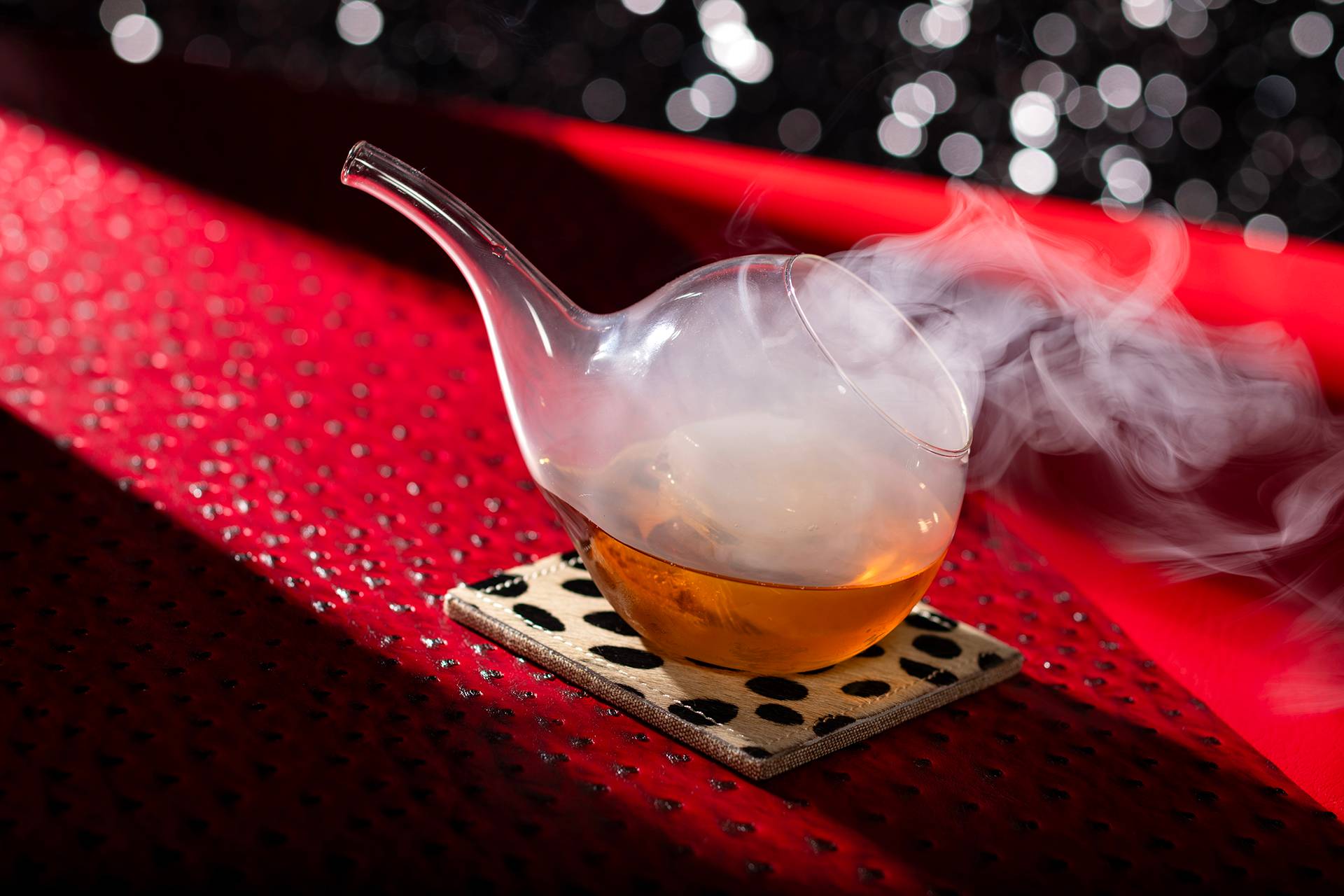 De Vil's Piano Lounge on the Disney Destiny