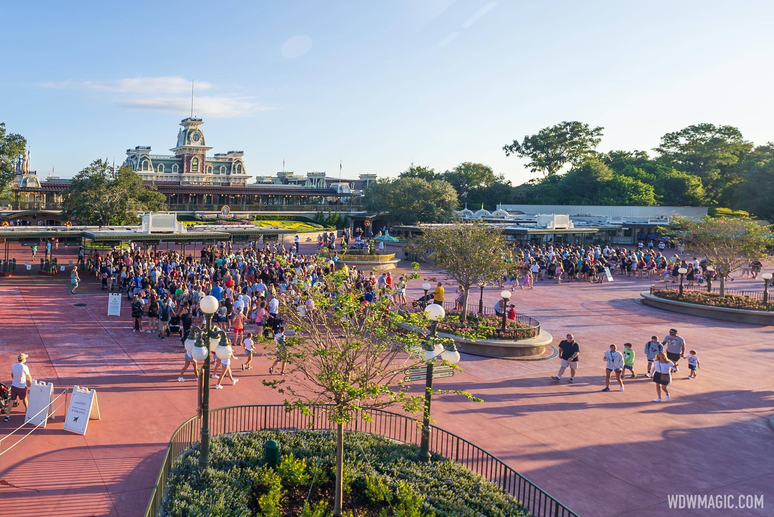 Guests arriving for Early Theme Park Entry at Magic Kingdom