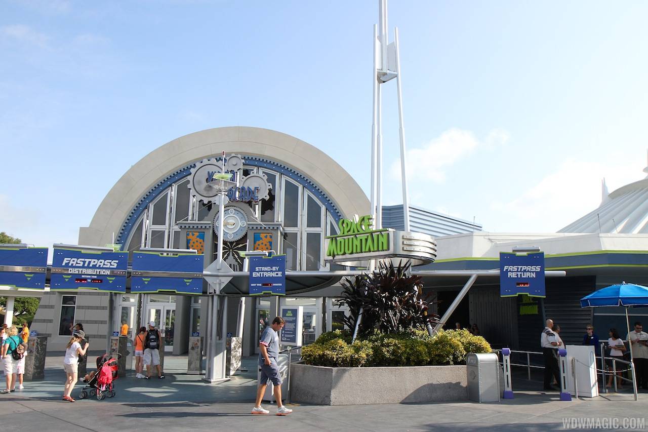 Space Mountain with FASTPASS+ system