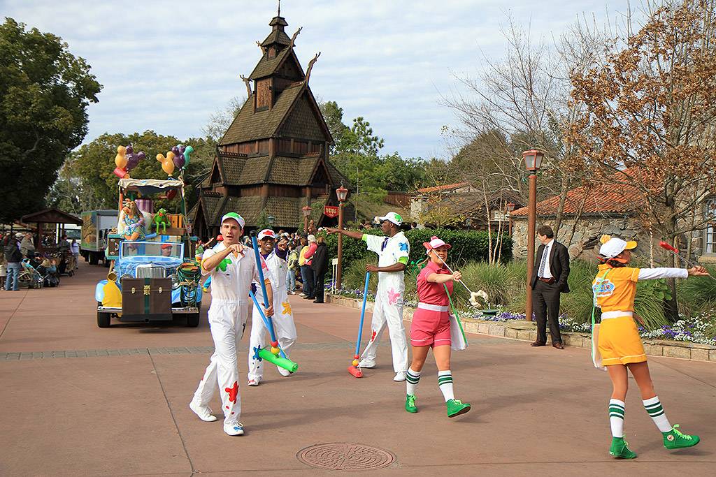 Give a Day, Get a Disney Day - 115,527 cans of food make their way around Epcot