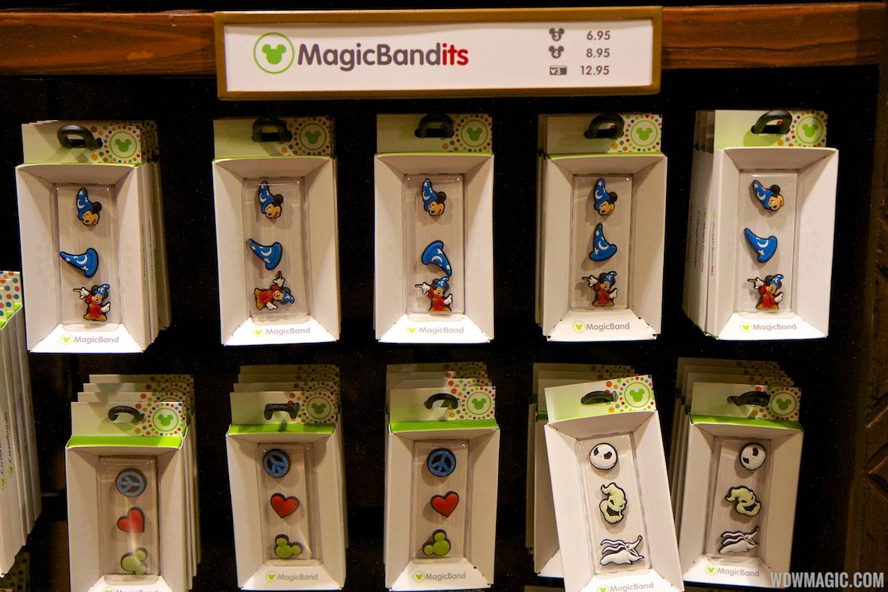 PHOTOS - Customization accessories for MyMagic+ MagicBands
