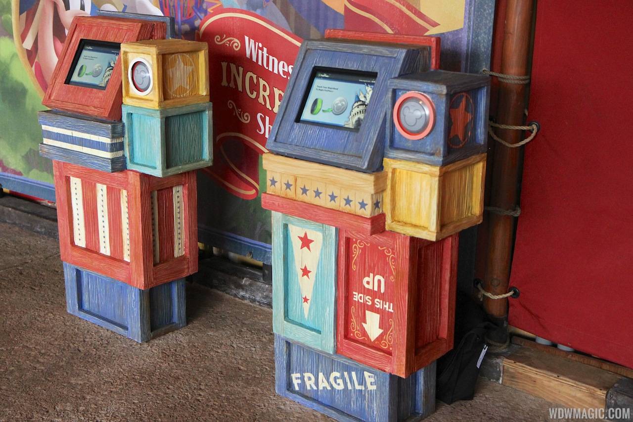 PHOTOS - New charging stations and FastPass+ kiosks in Storybook Circus