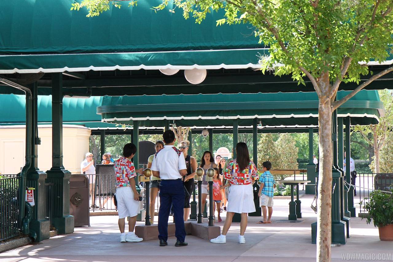 PHOTOS - Epcot's International Gateway touch-to-enter now complete