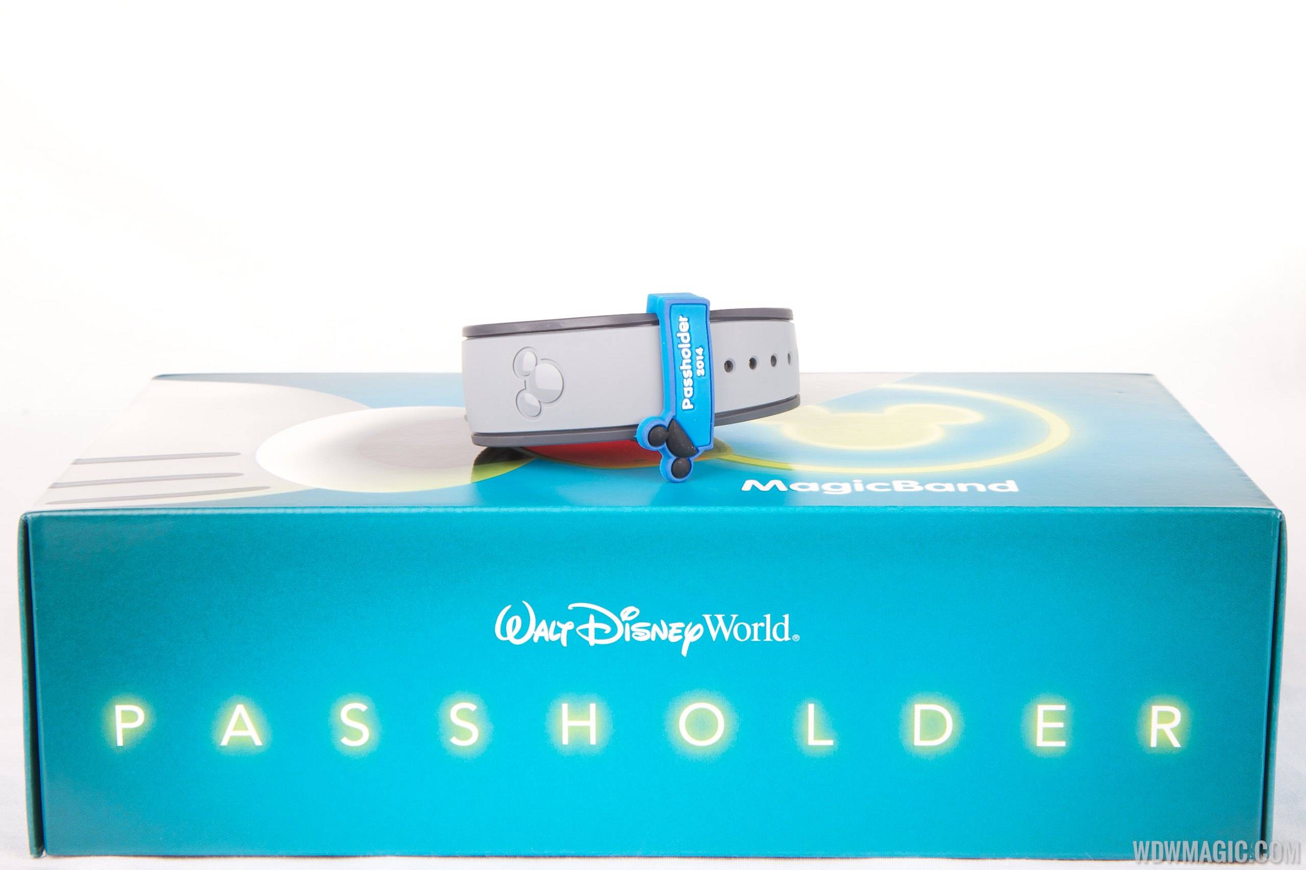 Passholder MagicBand with MagicSlider attached